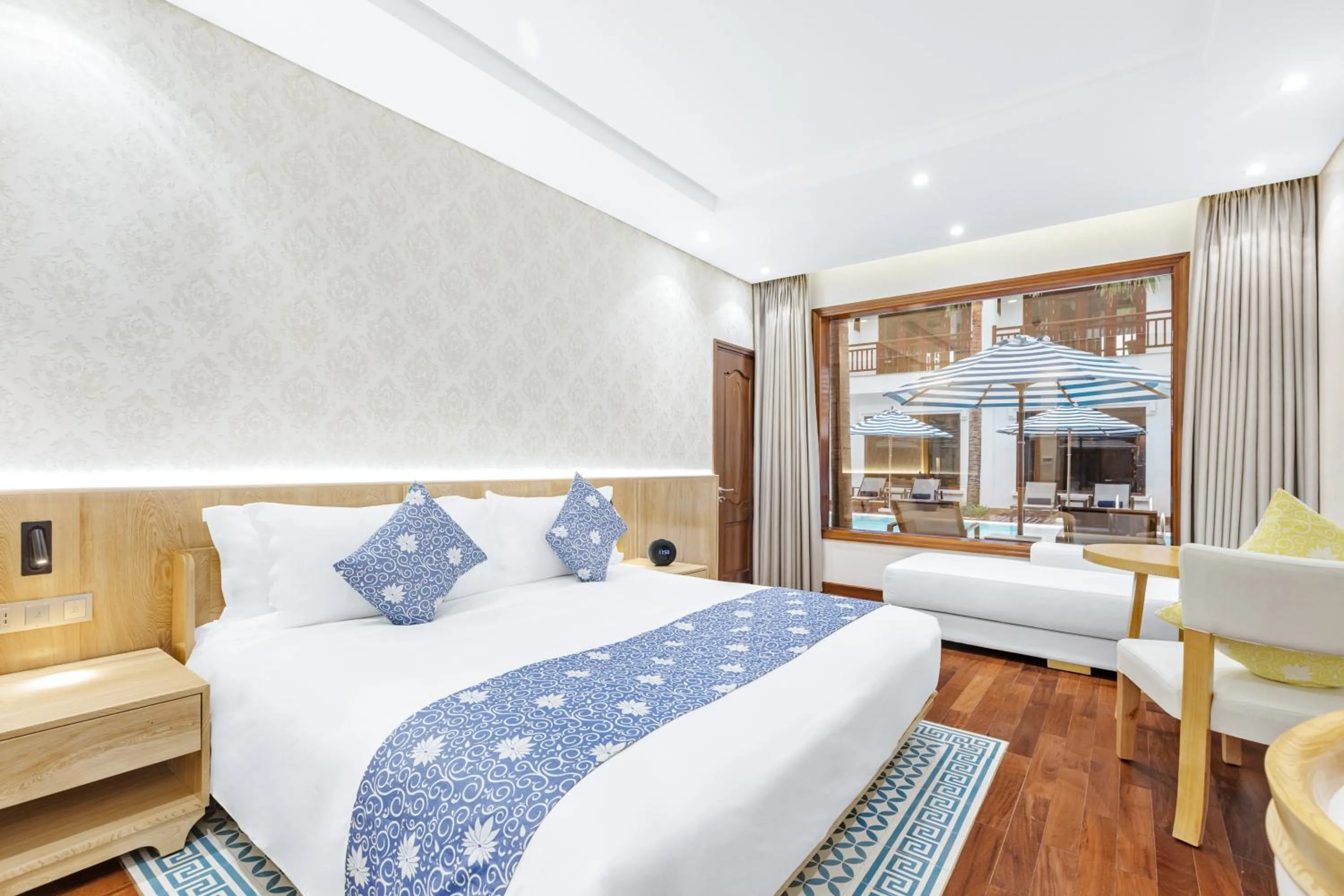 Swim City King in Wafaifo Resort Hoi An