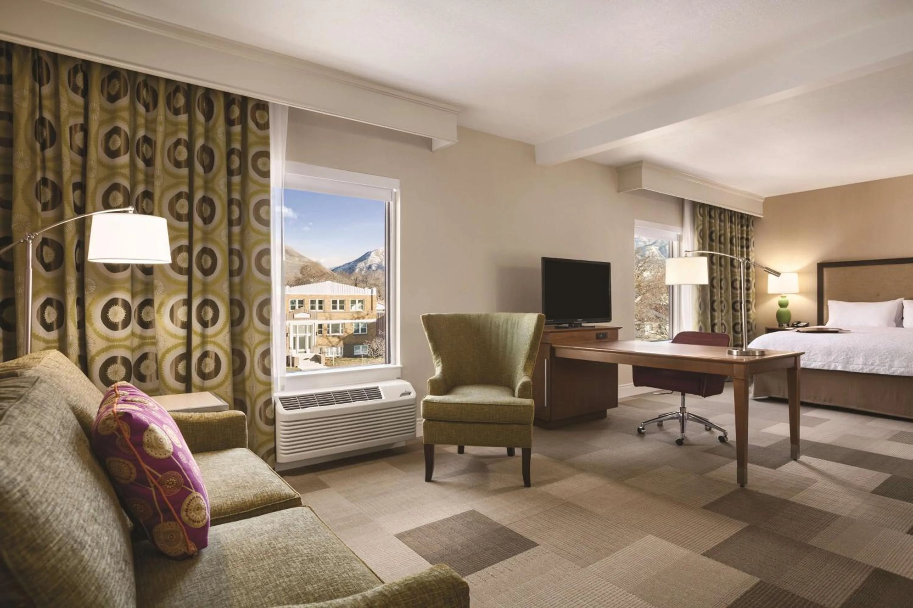 King Studio Suite - Non Smoking in Hampton Inn Brigham City