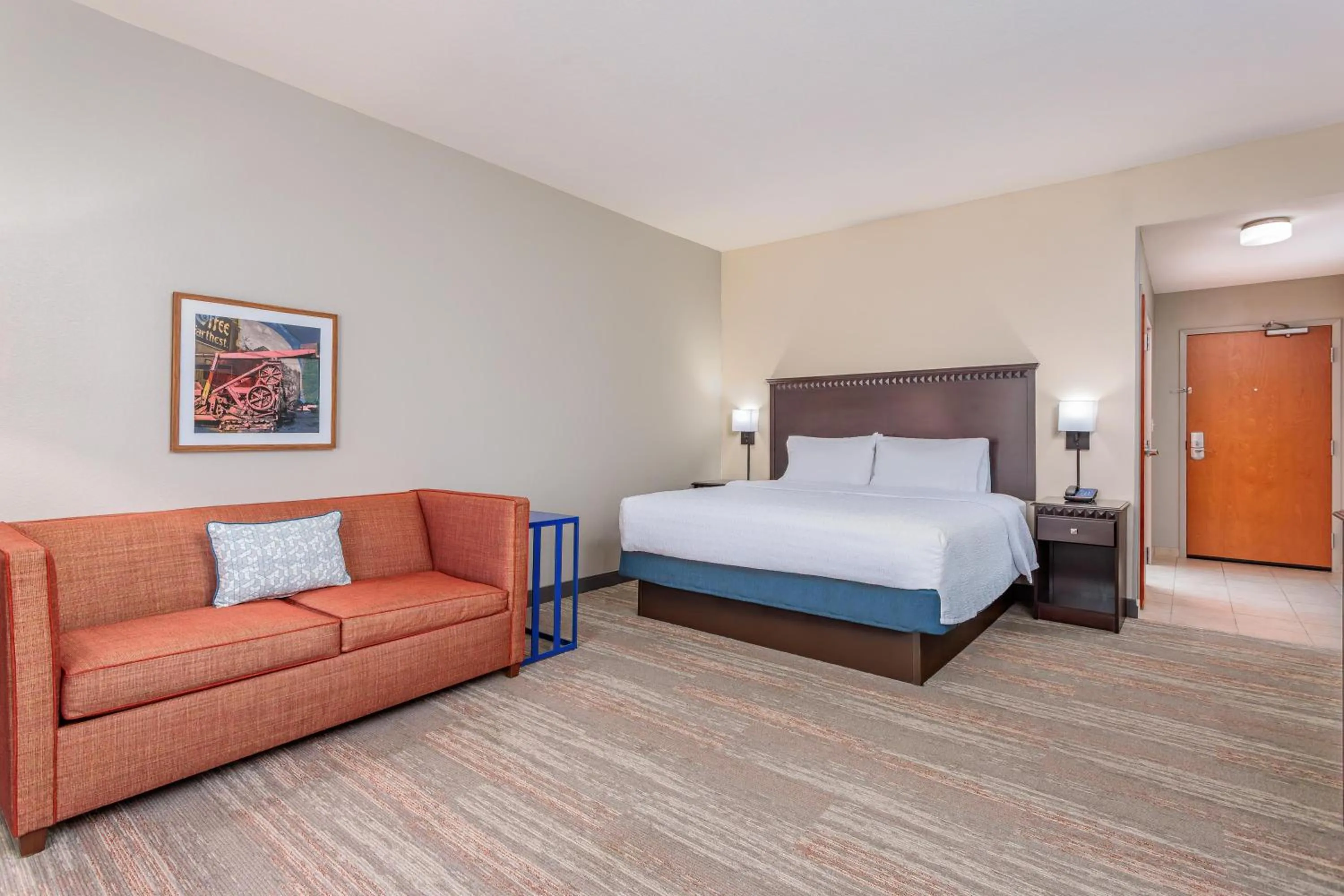 King Room with Sofa Bed - Non-Smoking in Hampton Inn and Suites Parkersburg Downtown