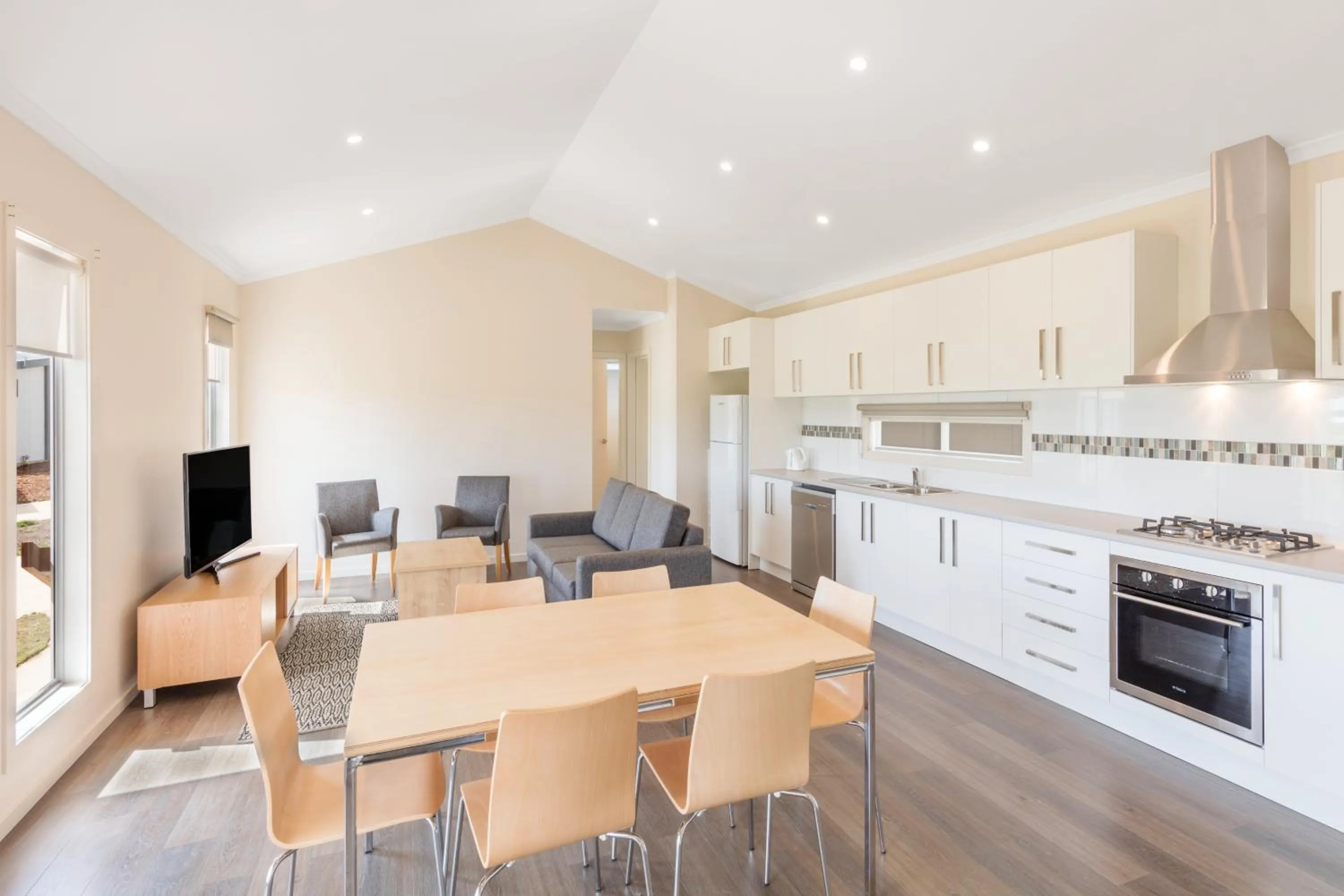 Garden View Cabin in RACV Cobram Resort