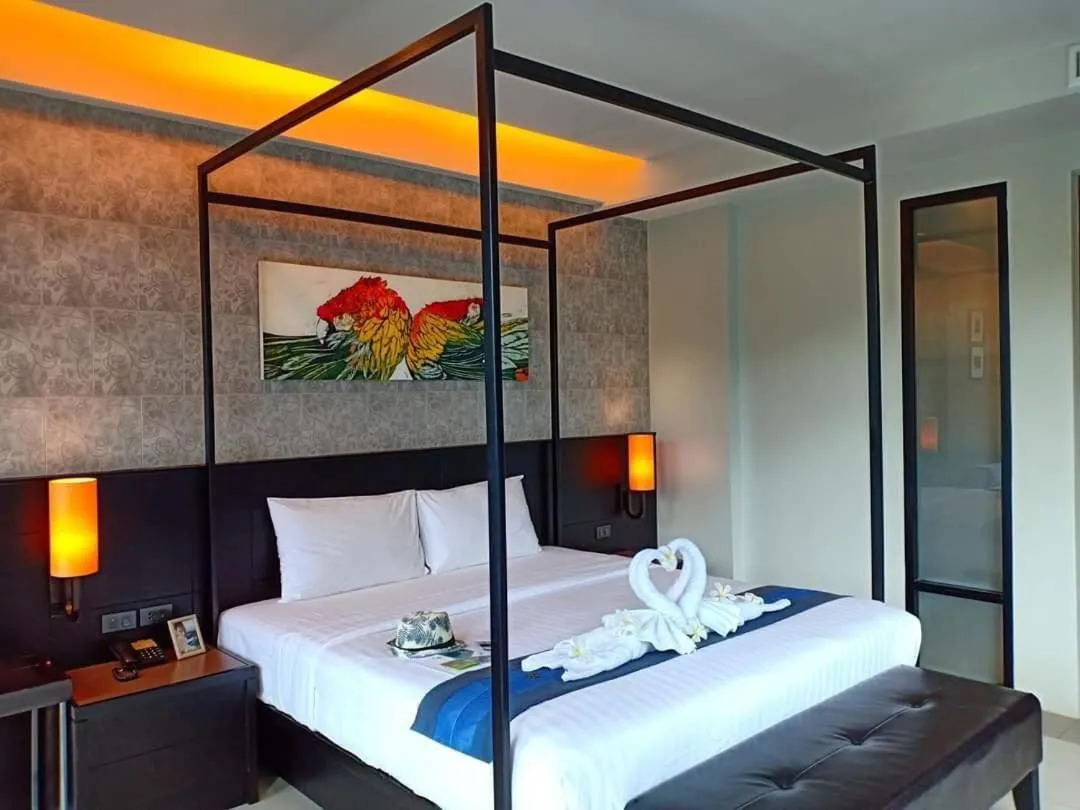 Deluxe Double Room in The Tama Hotel- SHA Plus