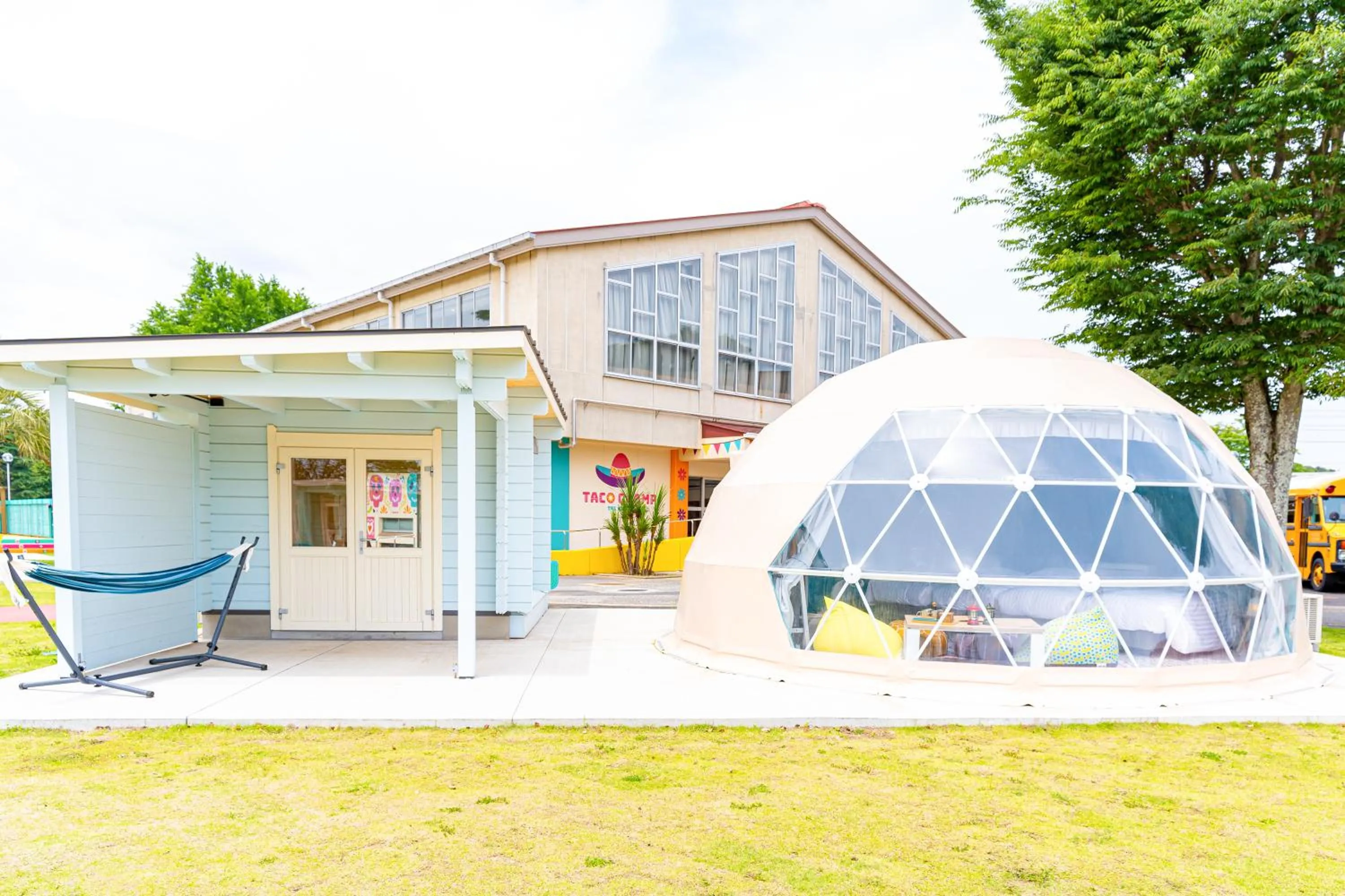 Dome Tent with Double Bed in TACO GLAMP