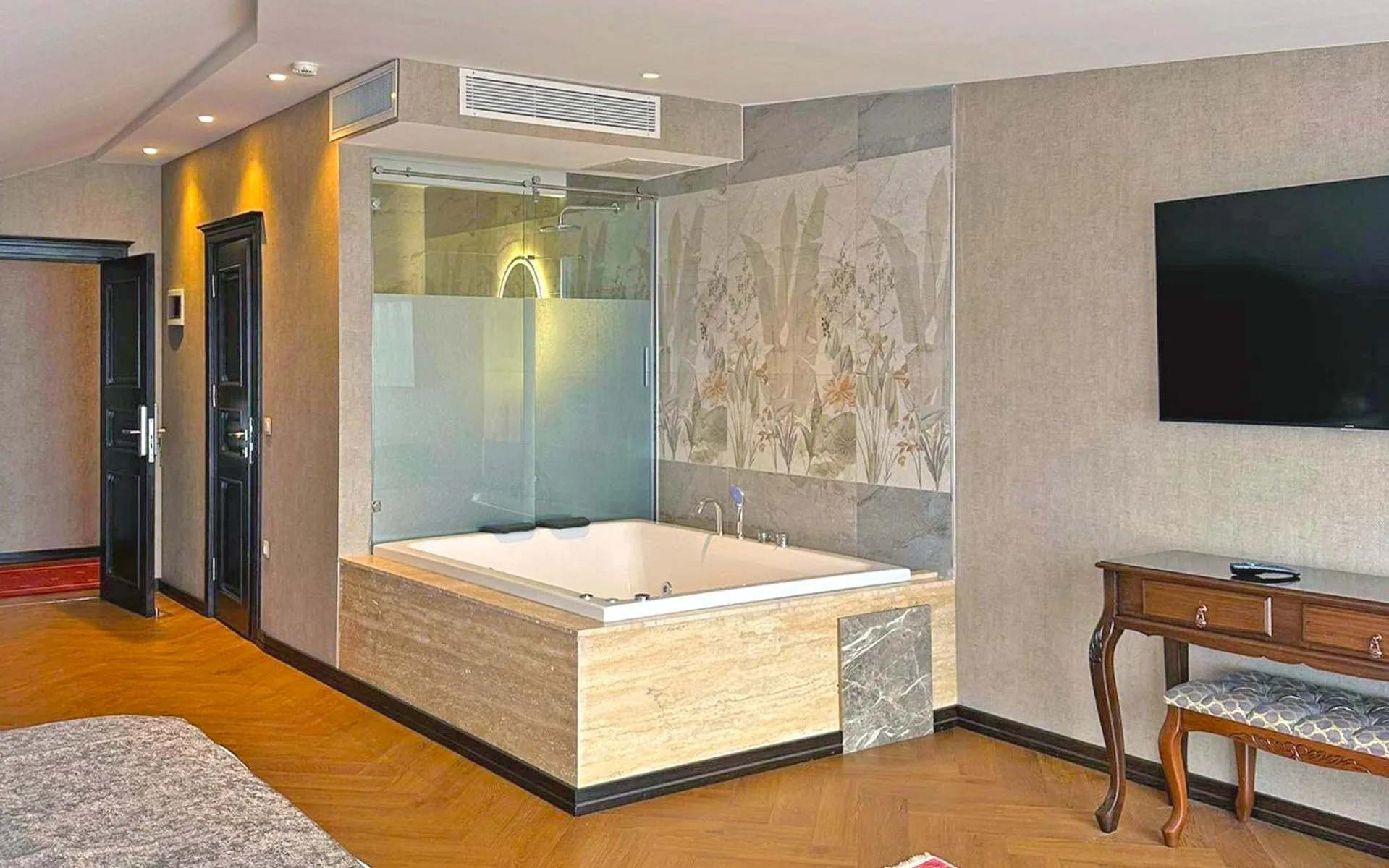 Deluxe Double Room with Balcony and Sea View in Ring Stone Hotels Old City - Special Class