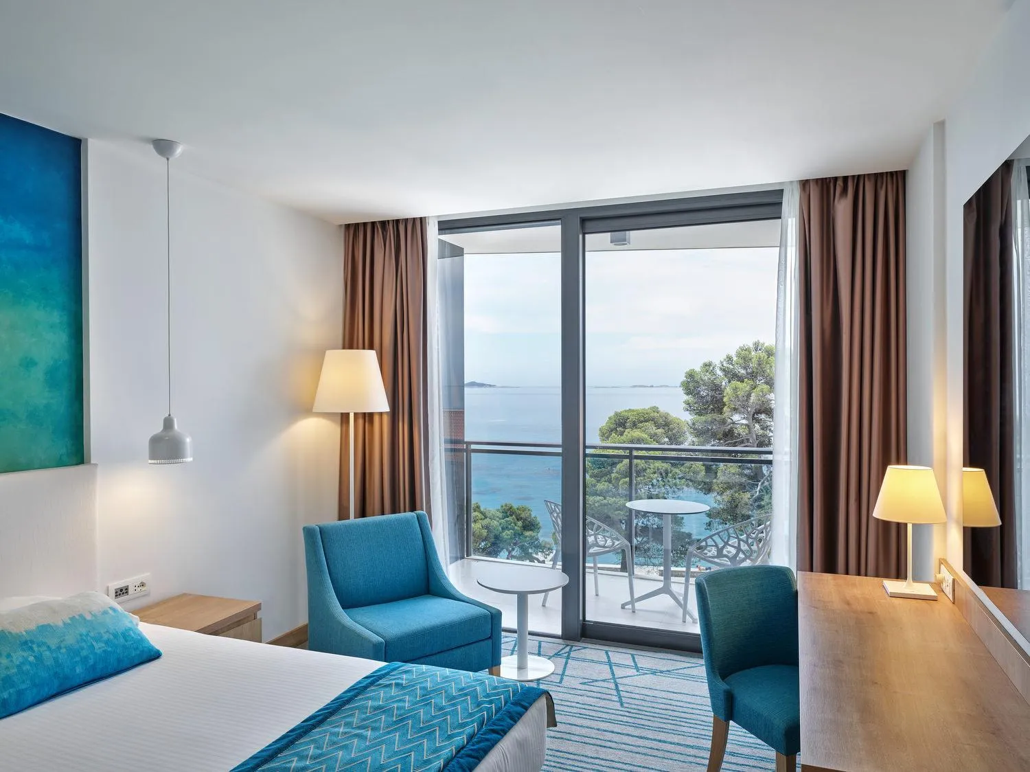 Deluxe Room with Balcony and Sea View in Maistra Select Mlini Hotel