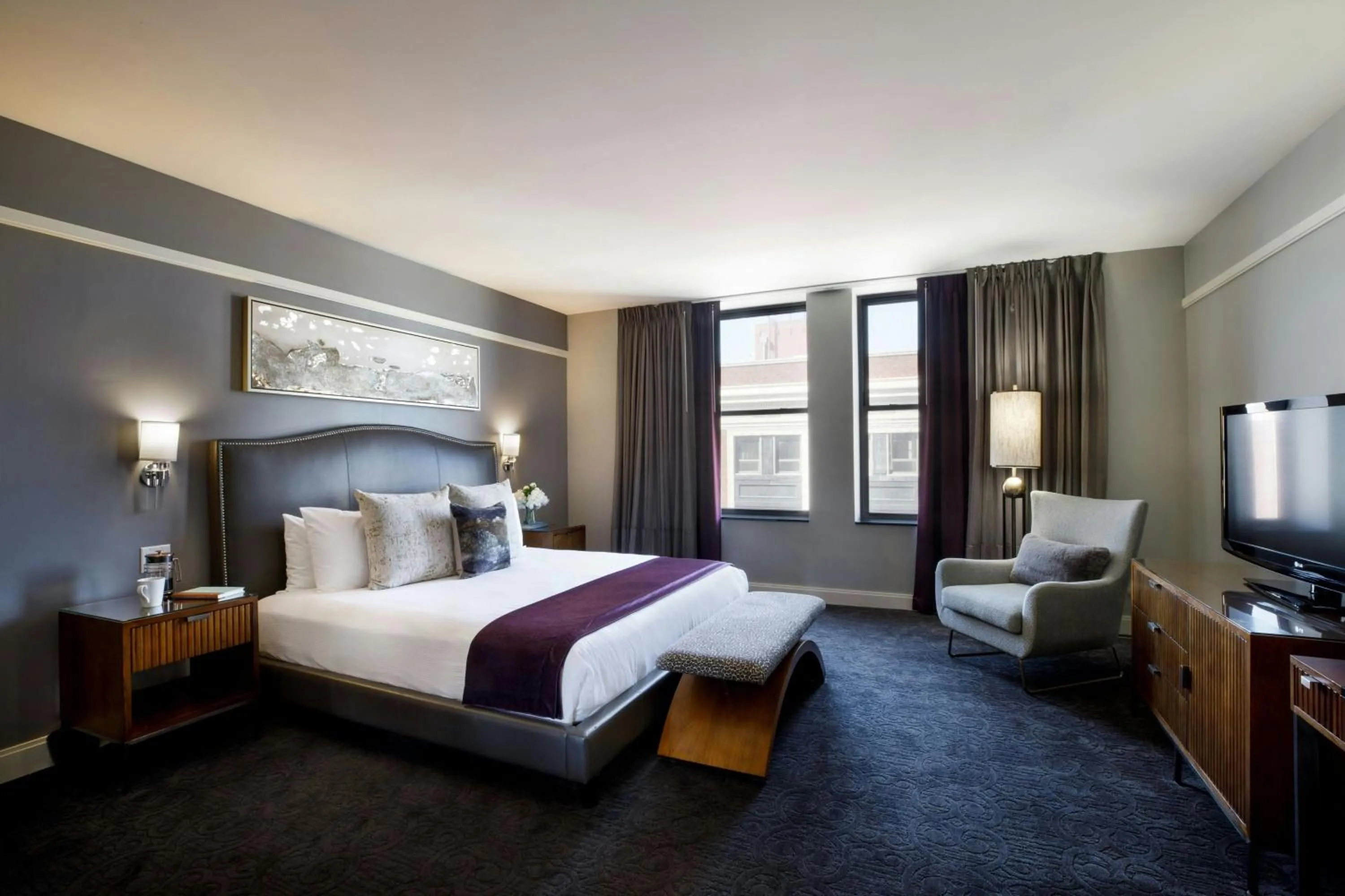 King Room in Ambassador Hotel Wichita, Autograph Collection