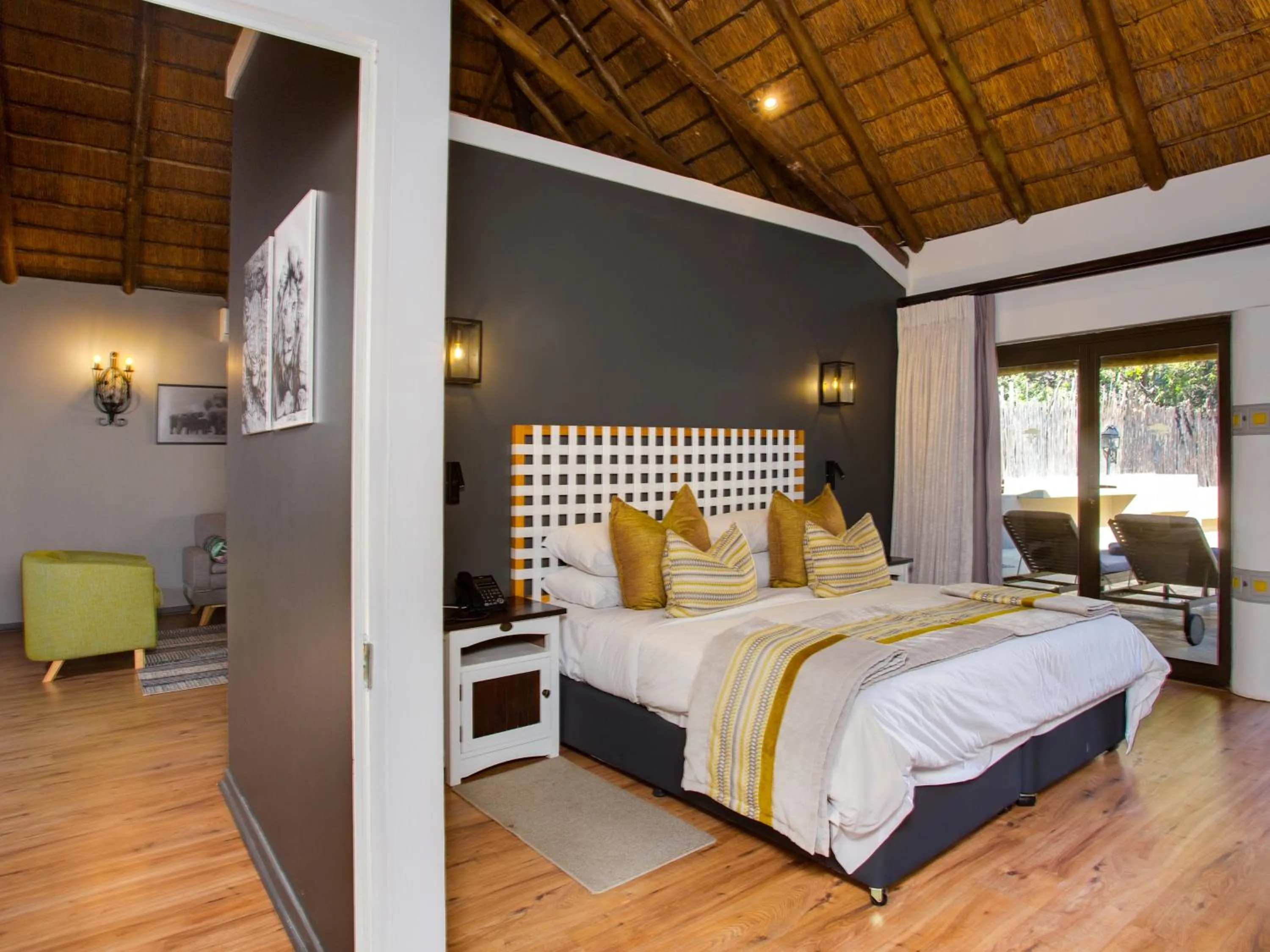 Suite with Private Pool in Ivory Tree Game Lodge