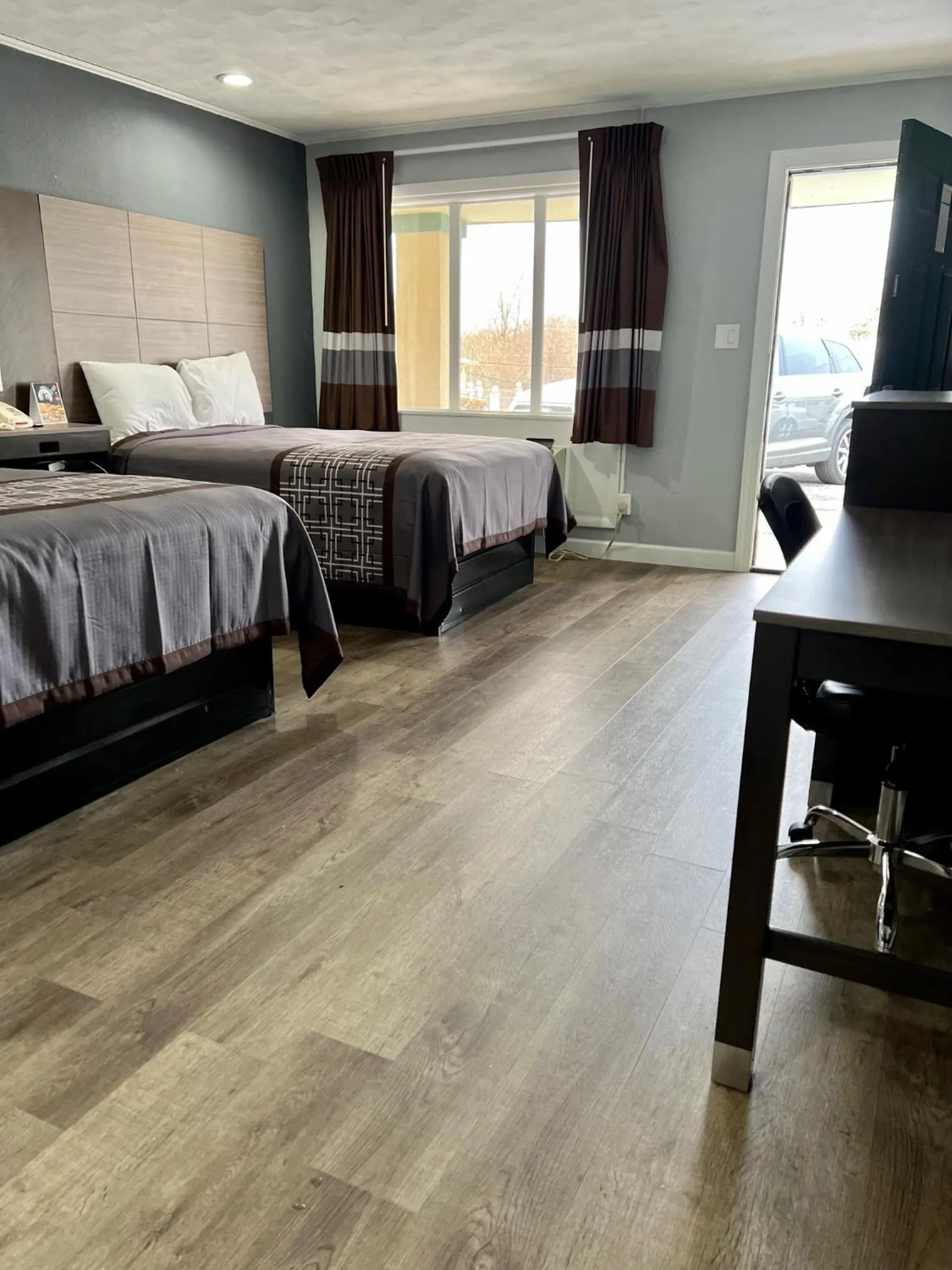 Double Room - Non-Smoking  in Knights Inn Madison Heights