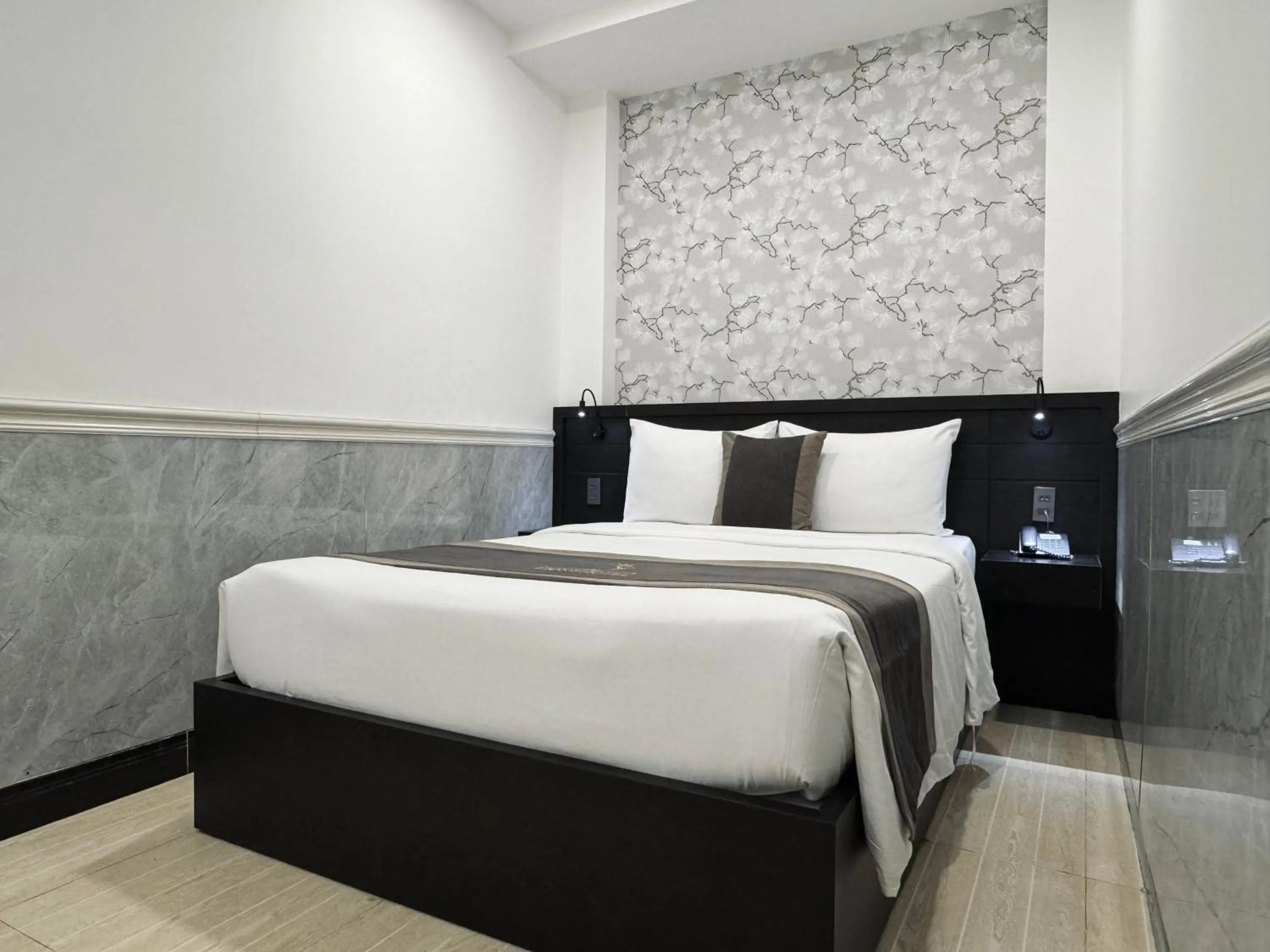 Standard Double Room in LION 8 Hotel