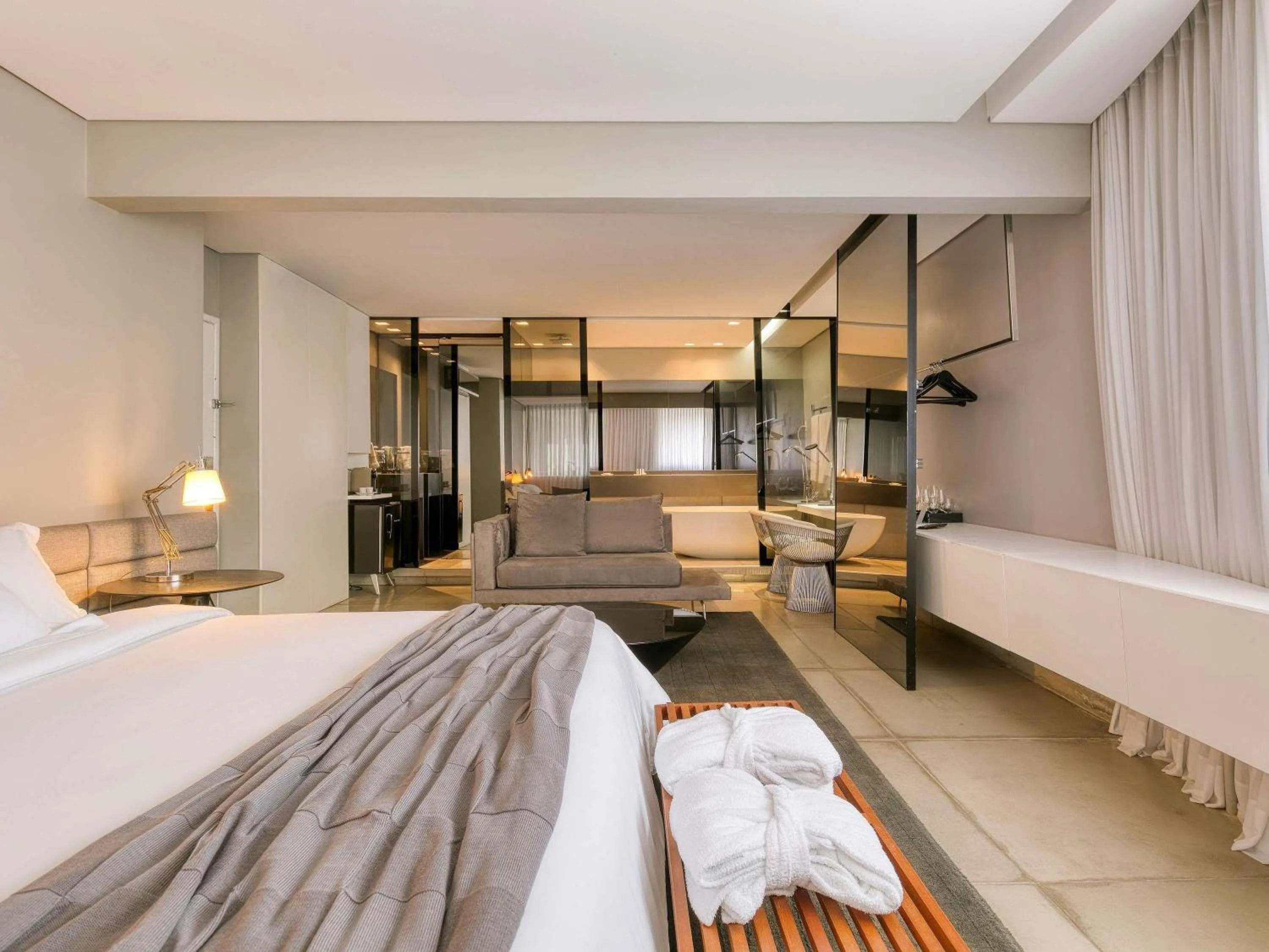 Junior King Suite in Mercure Belo Horizonte Vila da Serra