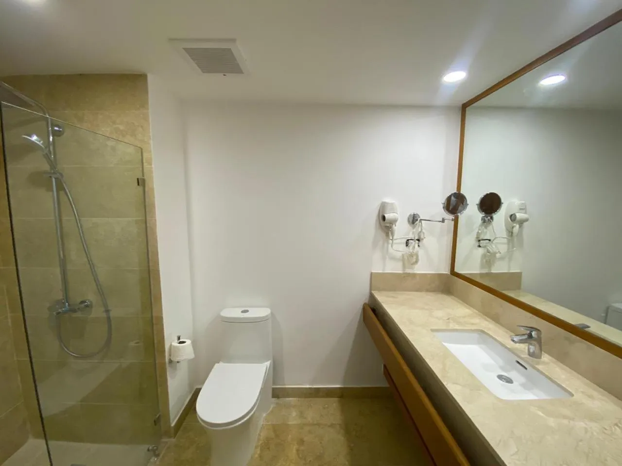 Splash Ocean View Room, 1 King Bed - single occupancy - Non-Smoking in Viva Miches by Wyndham, a Trademark All Inclusive Resort