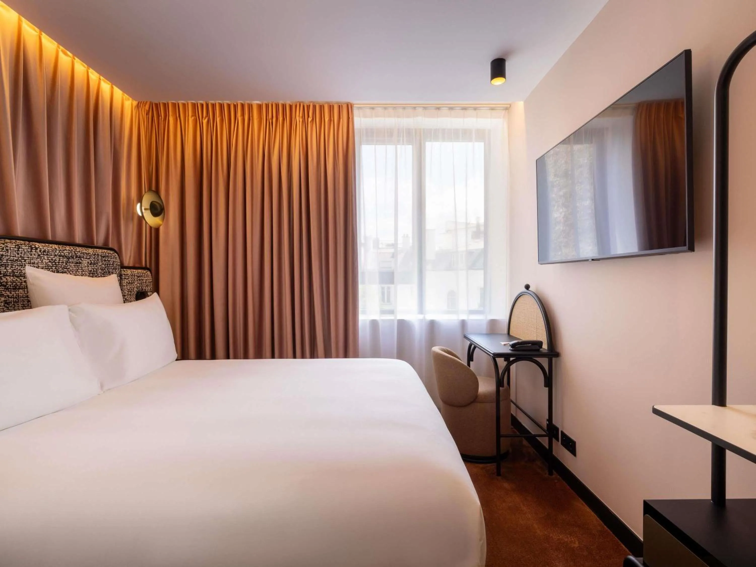 Superior Double Room in Hotel Maison Hamelin Paris - Handwritten Collection