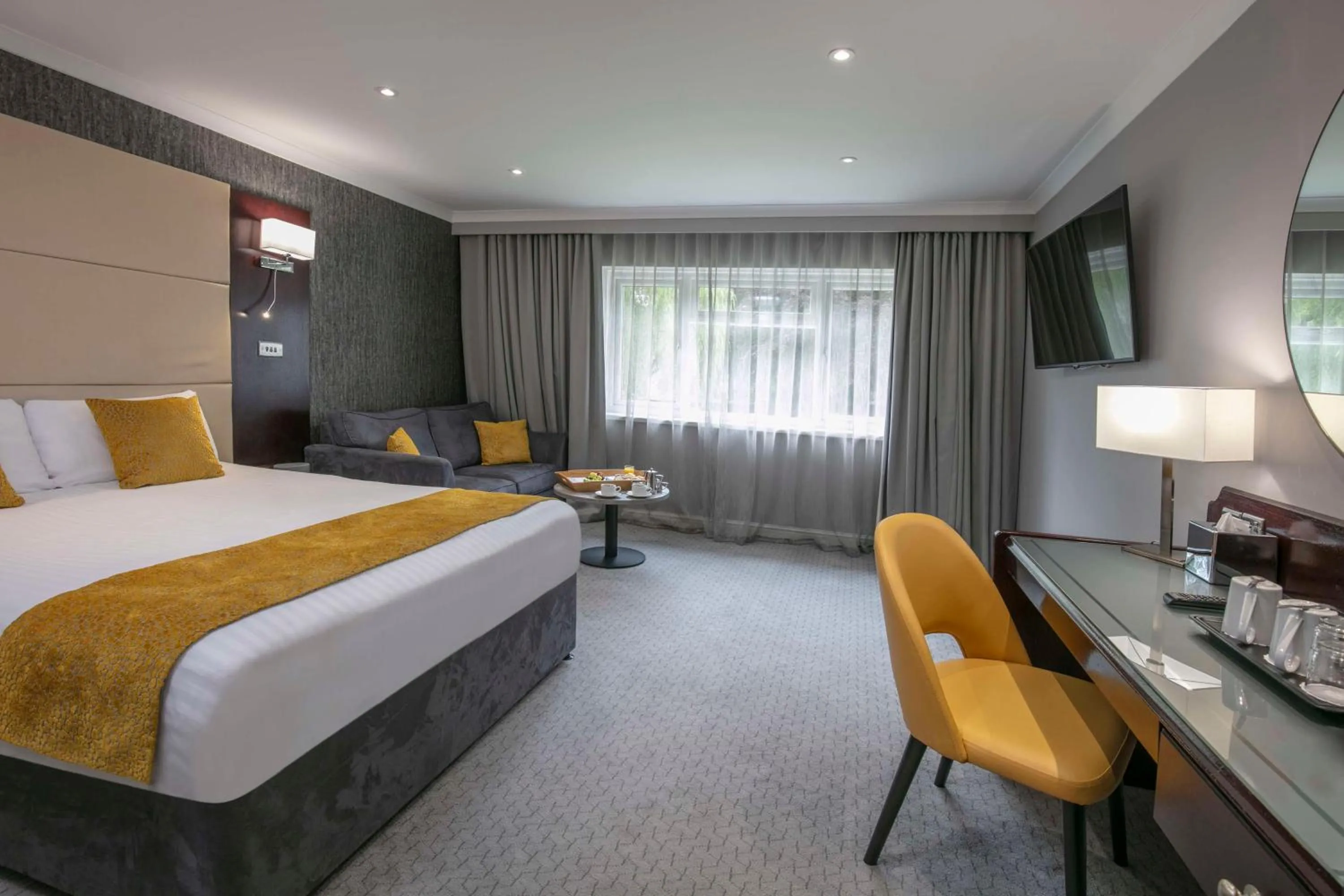 Superior Double Room in Best Western Premier Heronston Hotel & Spa