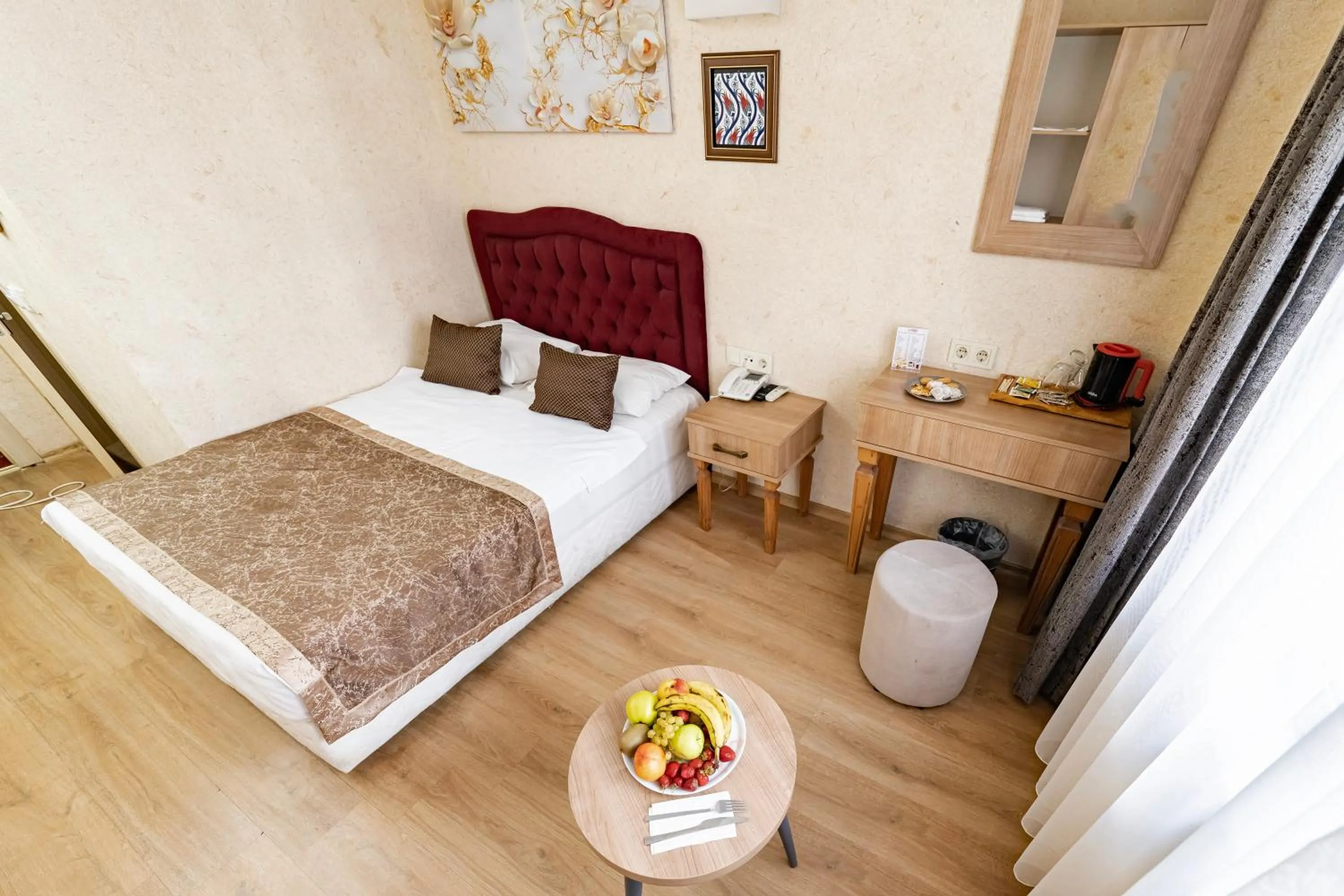 Budget Double Room in Konur Hotel