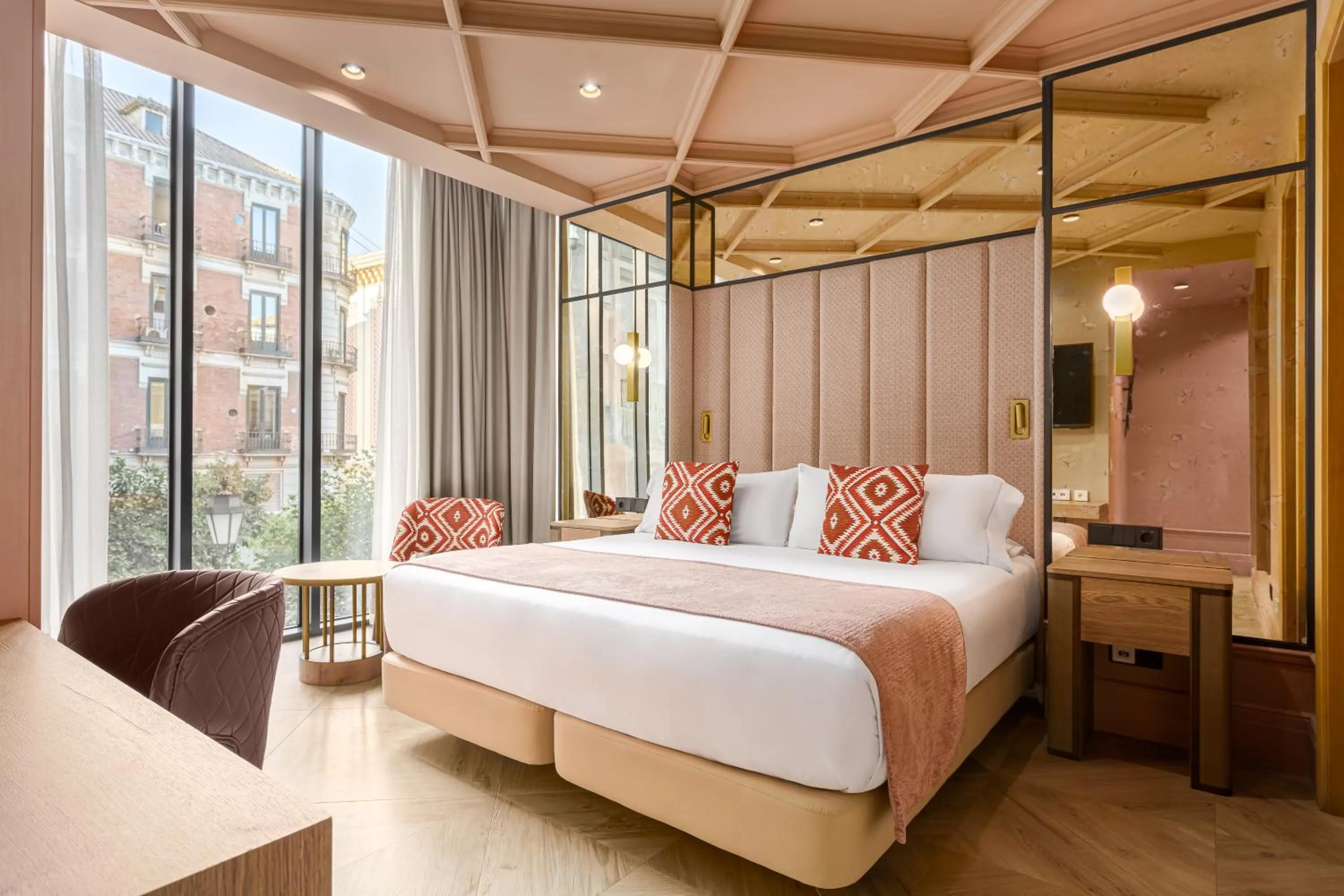 Deluxe Room in Room Mate Leo, Granada