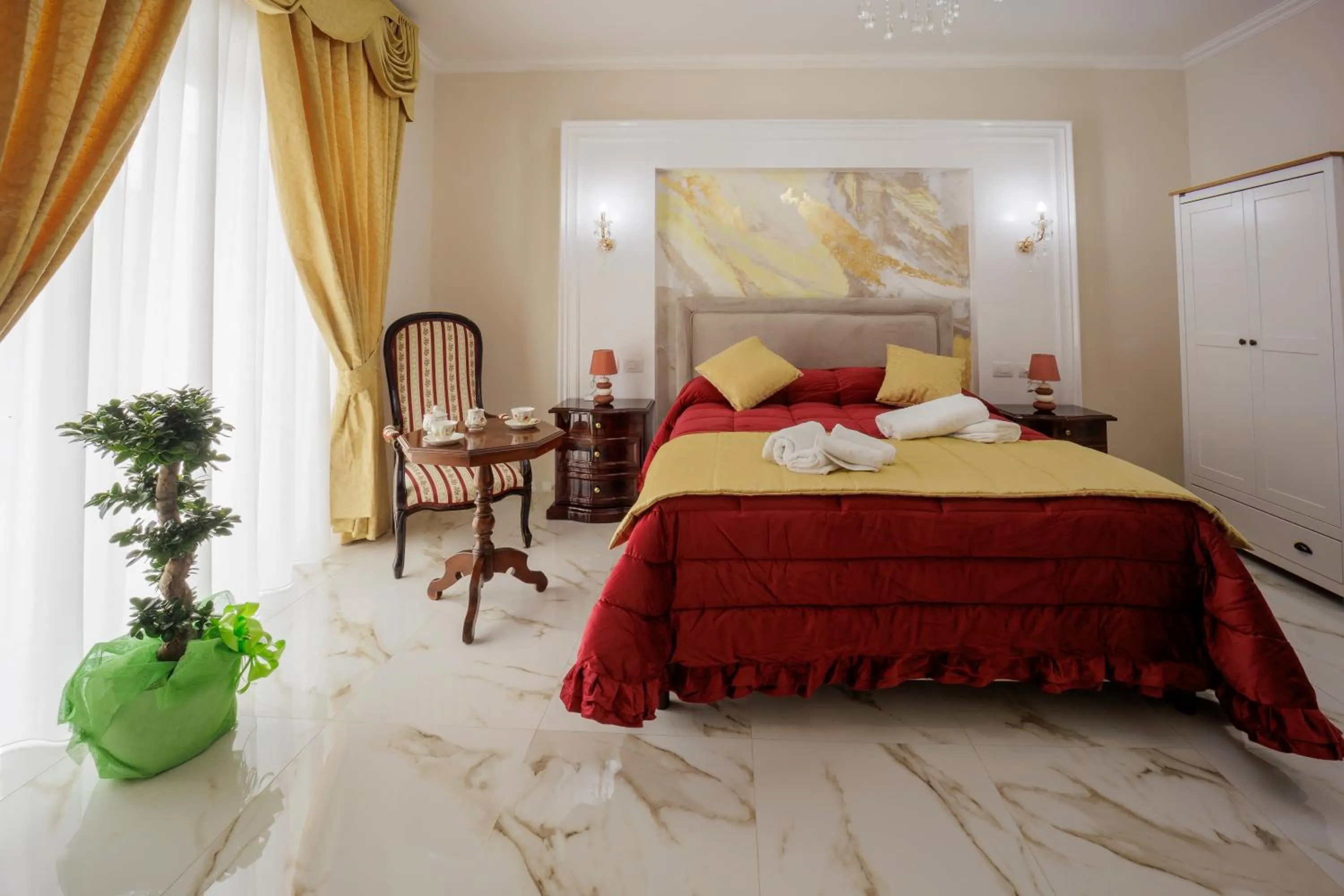 Suite with Spa Bath in REDDIMUS Guest House