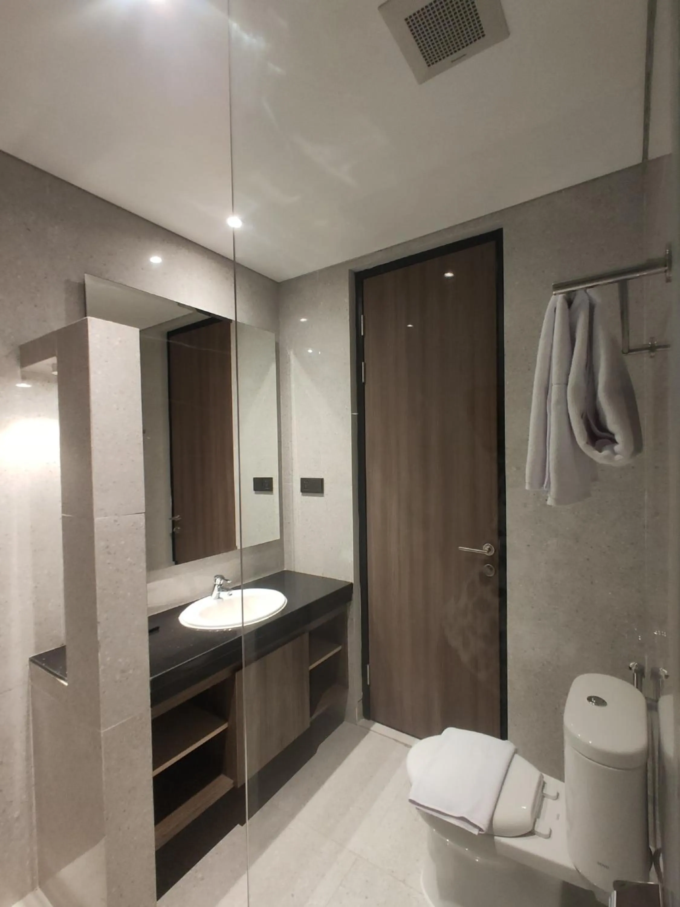 Deluxe Twin Room in Eno Front One Hotel Semarang