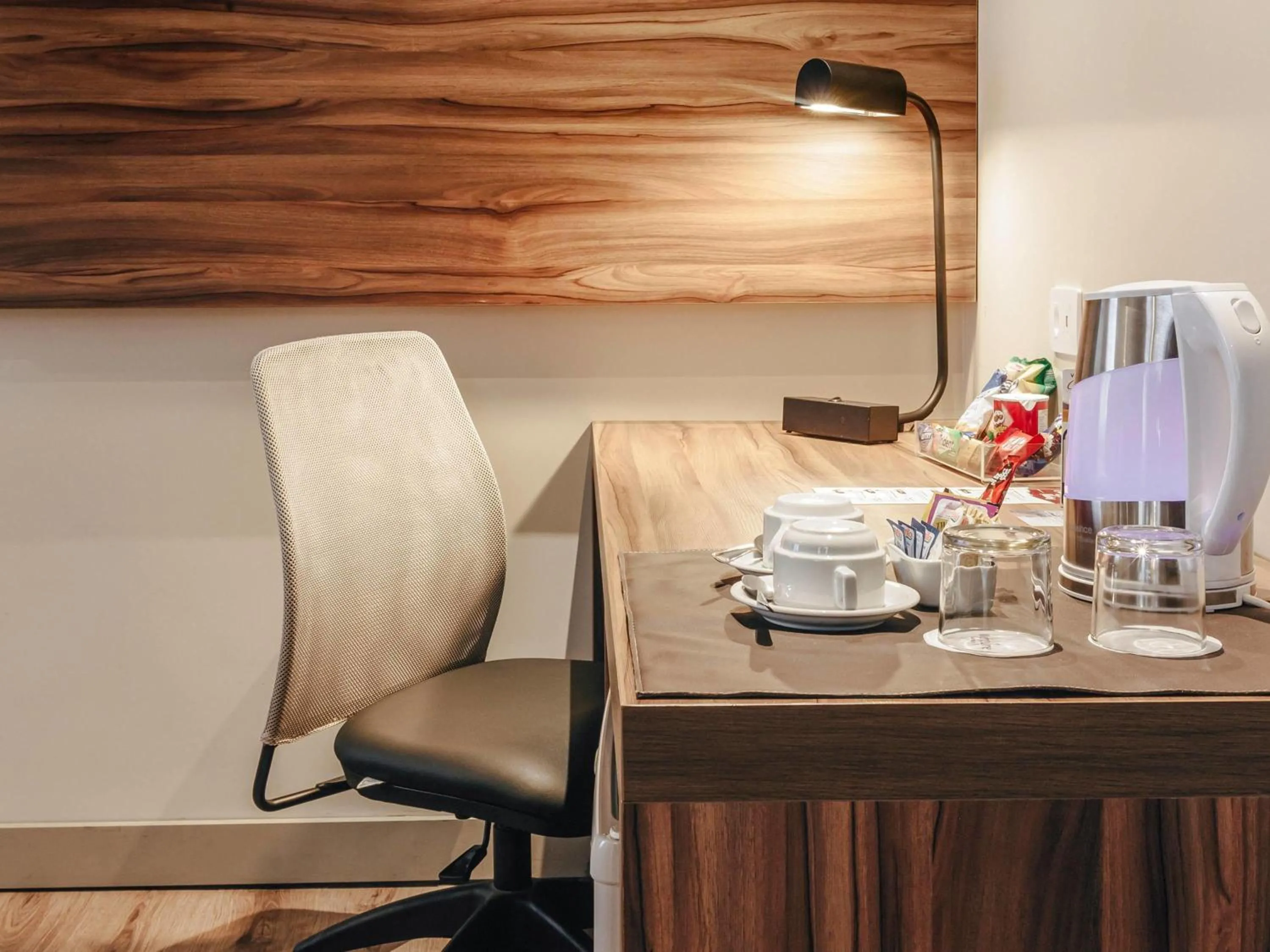 Standard Apartment with Twin Beds - single occupancy in Mercure Curitiba Batel