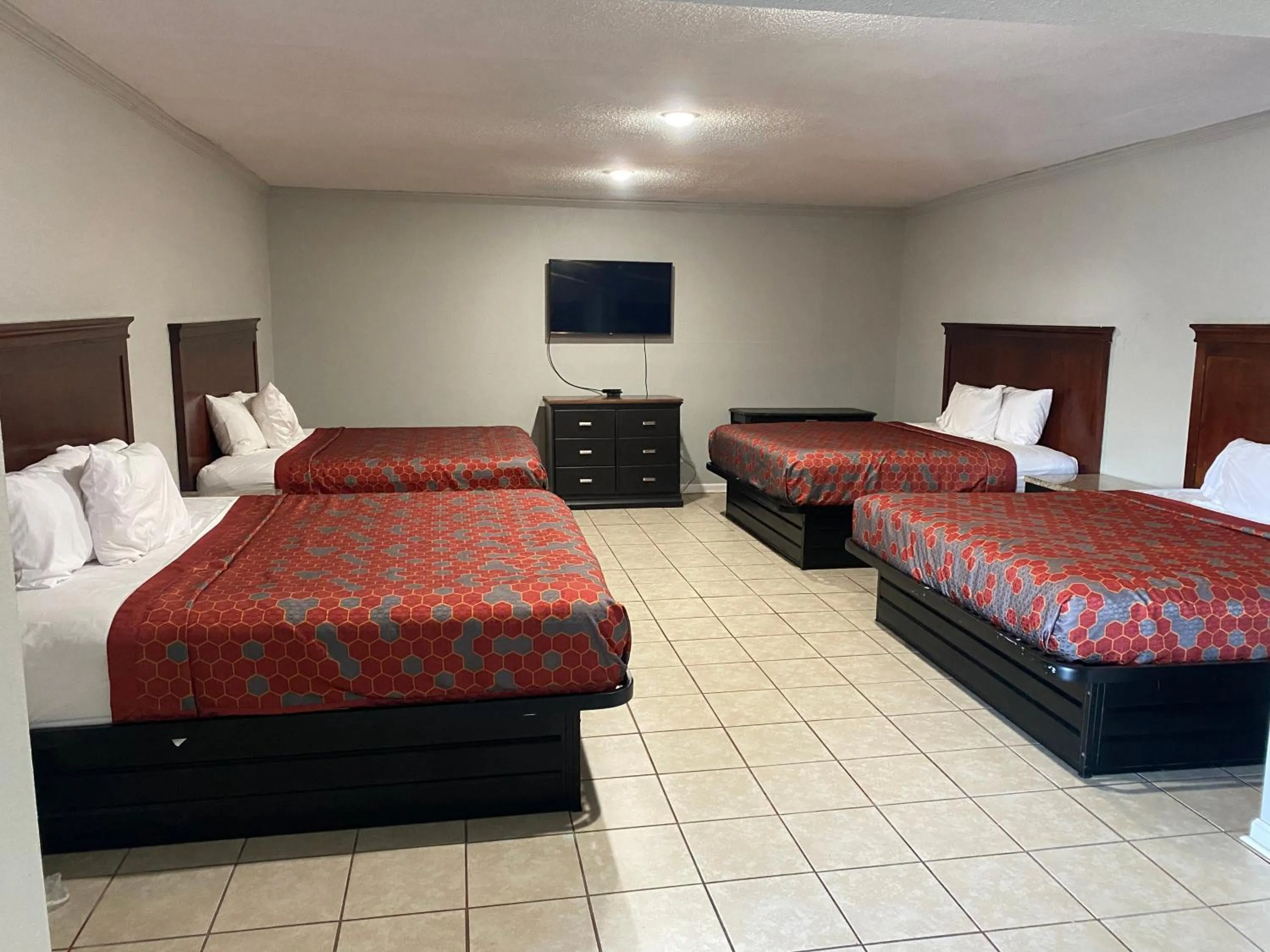Comfort Quadruple Room in PASCAGOULA EXTENDED STAY
