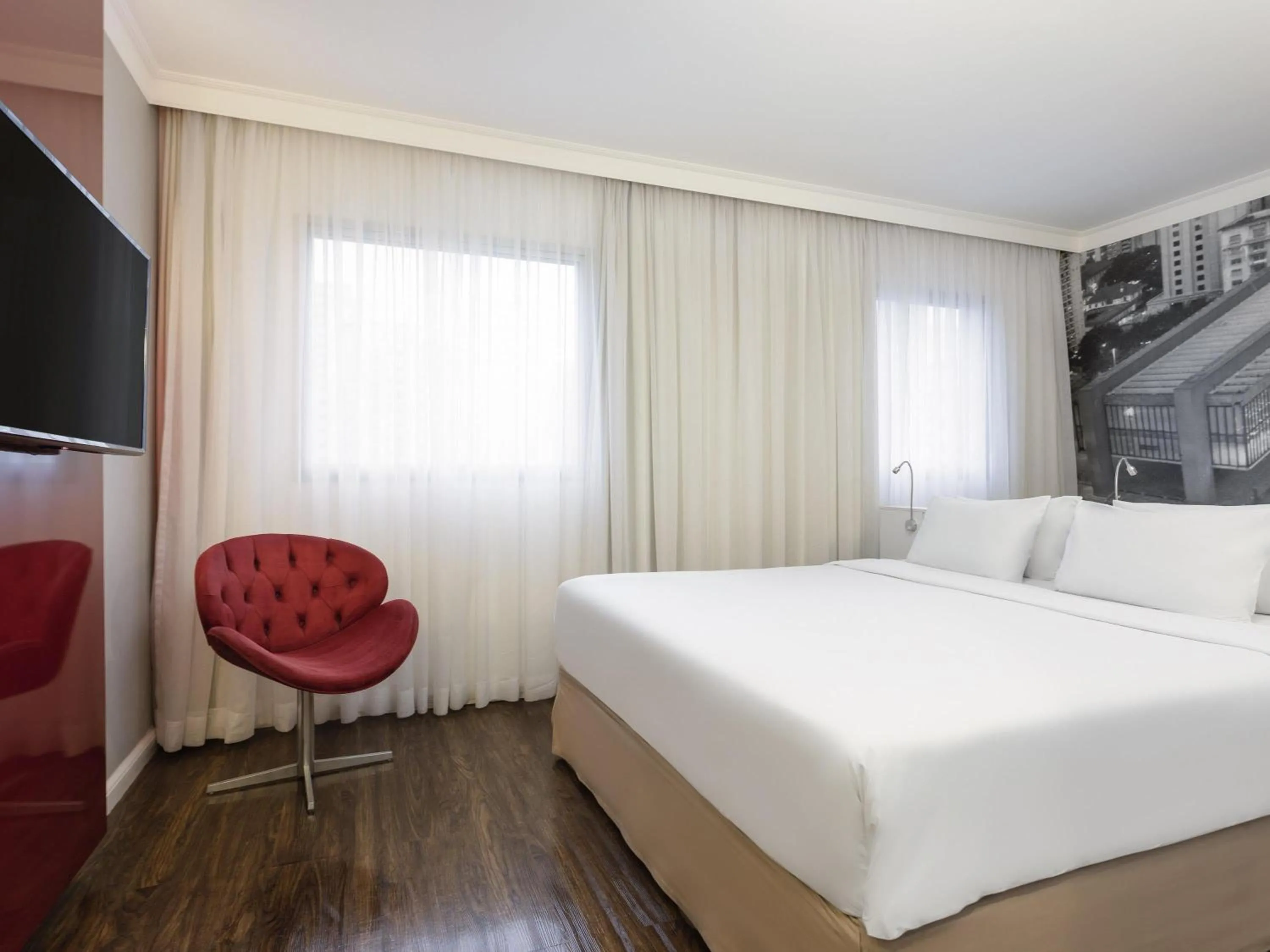 Standard One Double Bed in Mercure Sao Paulo Paulista