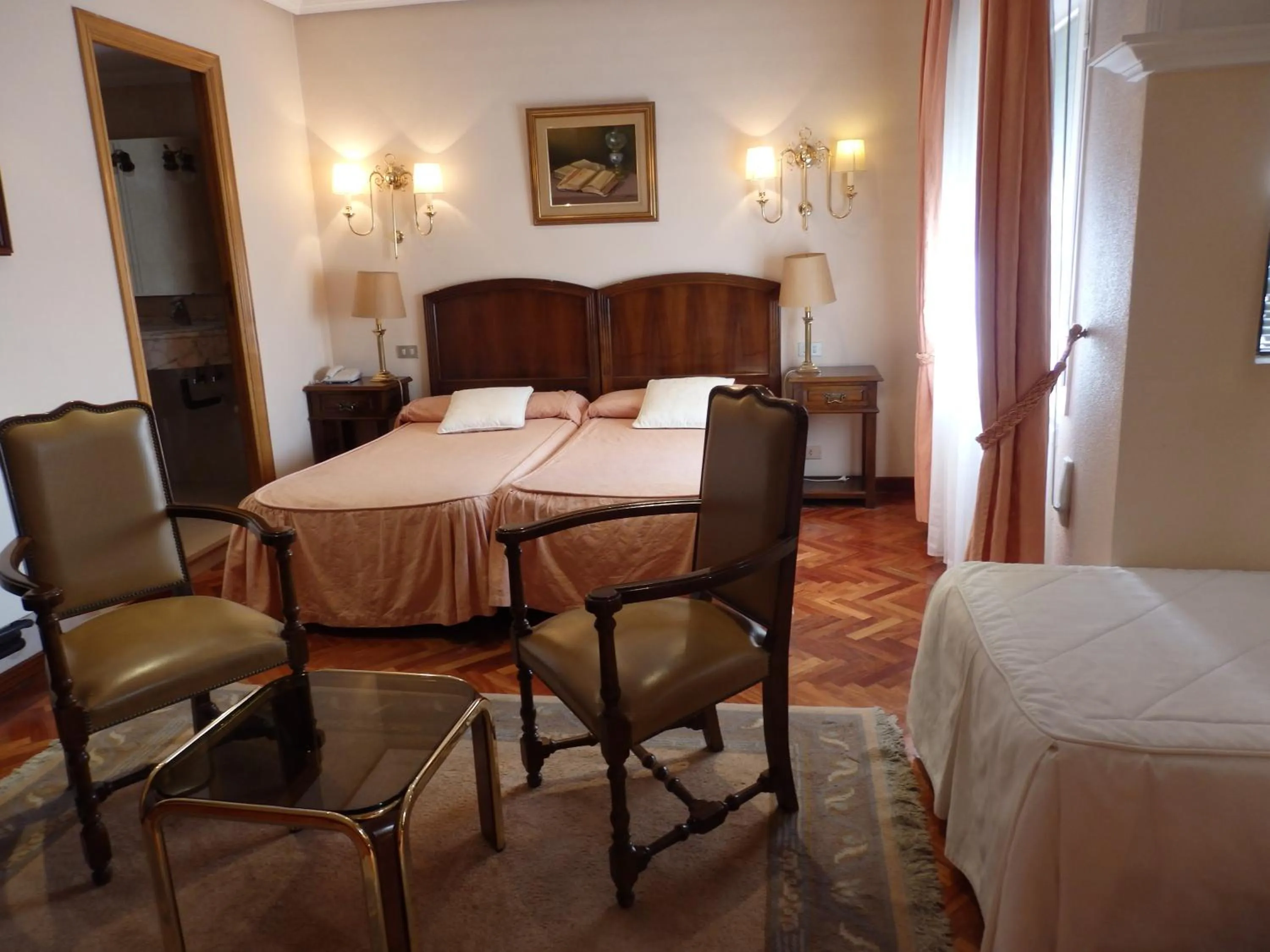 Triple Room in Hotel Aranda