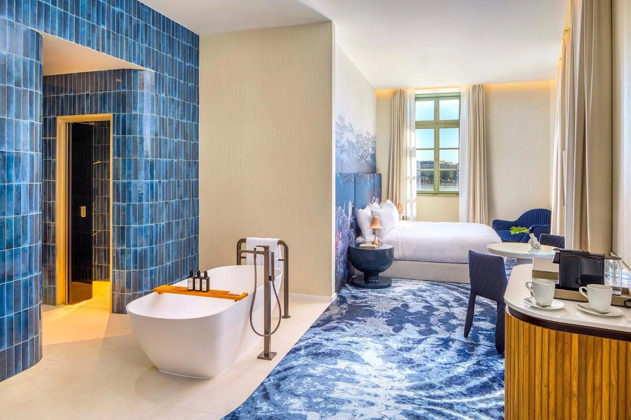 King Studio Suite with River View in Kimpton BEM Budapest by IHG