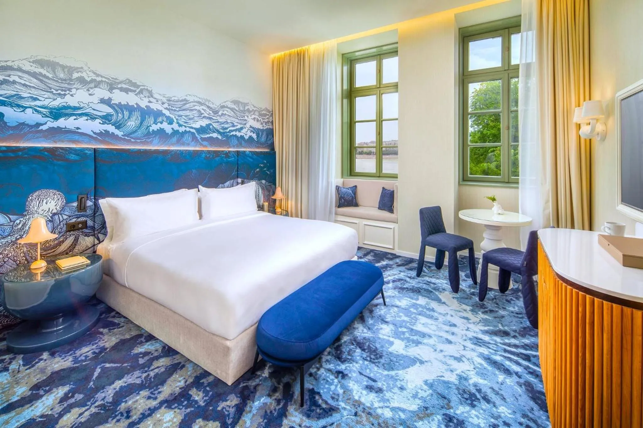 Premium King Room with Danube View in Kimpton BEM Budapest by IHG