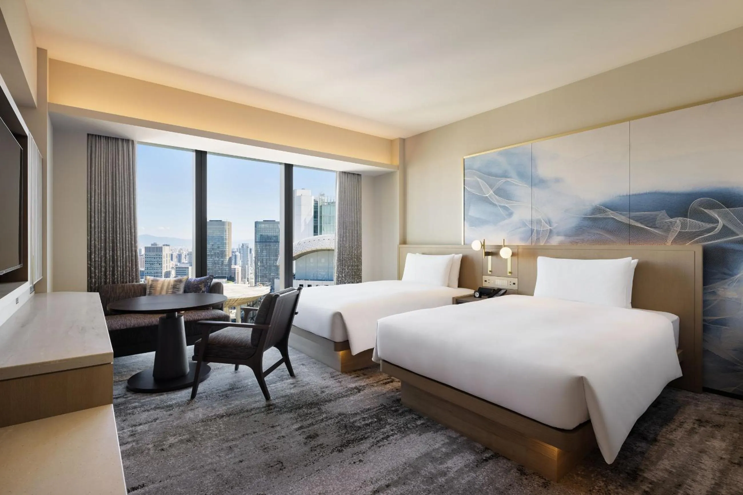 Signature Twin Room with Two Double Beds and City View in THE OSAKA STATION HOTEL, Autograph Collection