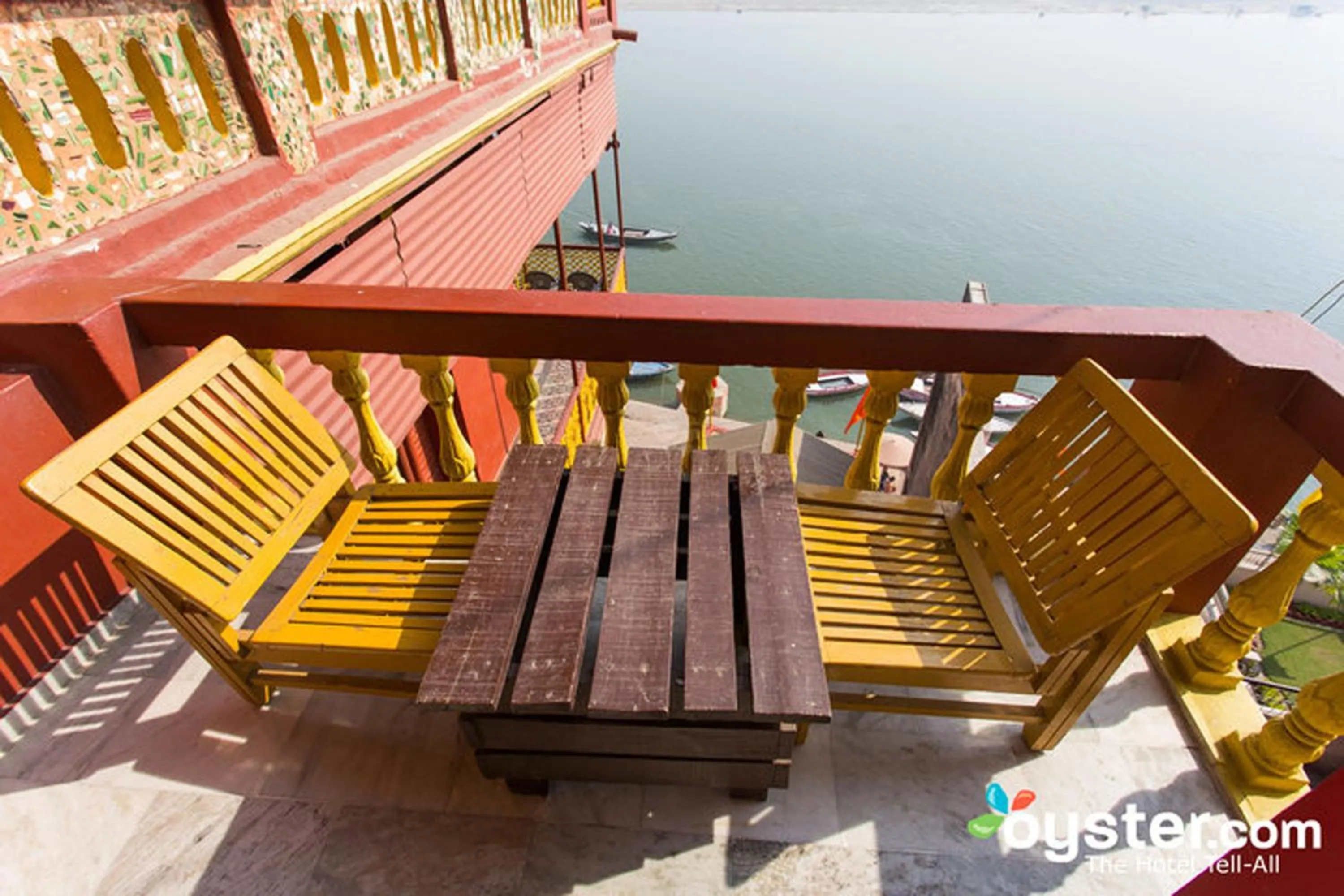 Deluxe Double Deluxe Room with Ganga View and Balcony in Ganpati Guest House