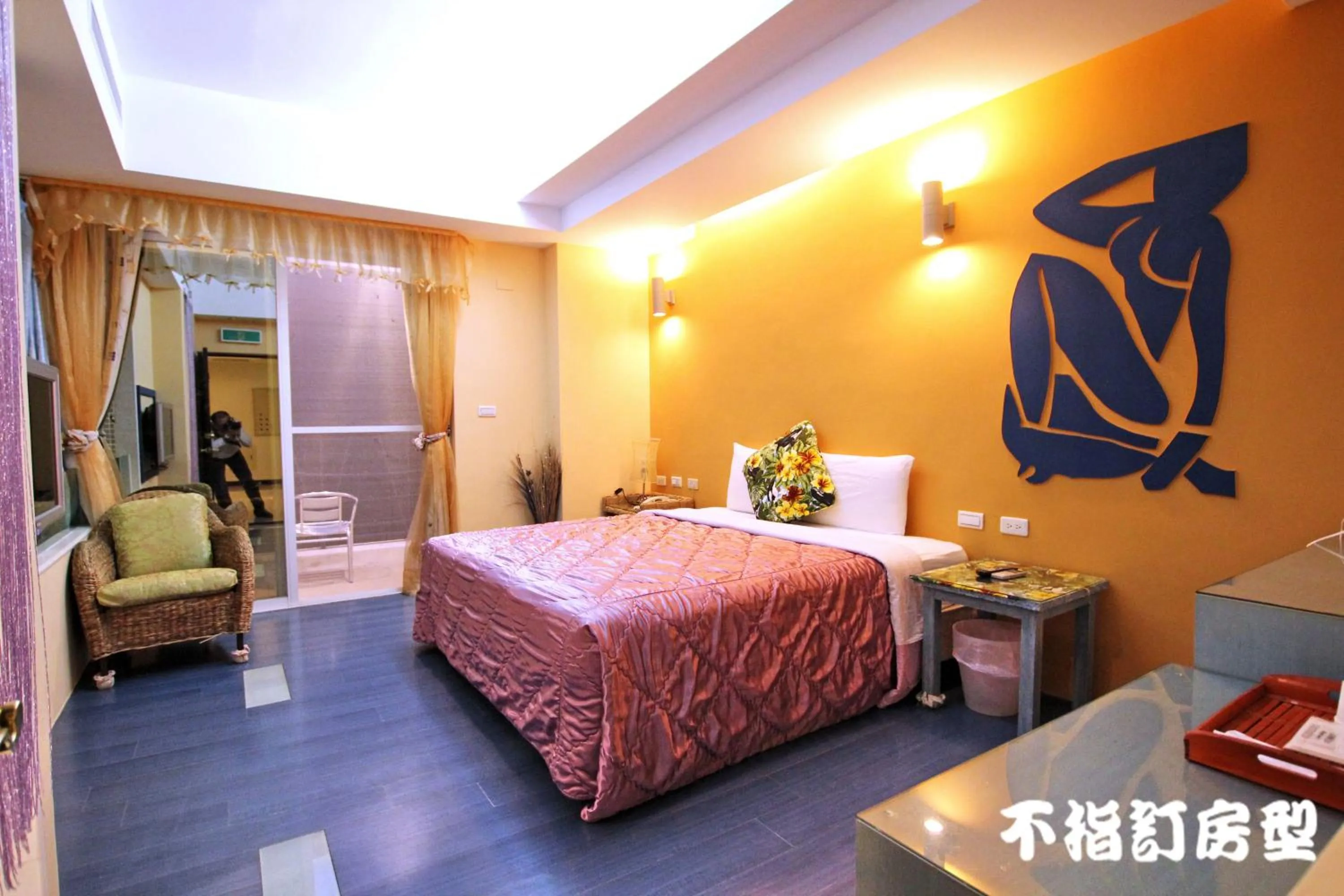 Deluxe Double Room with Balcony and Sea View in Lang Qin Hai Inn