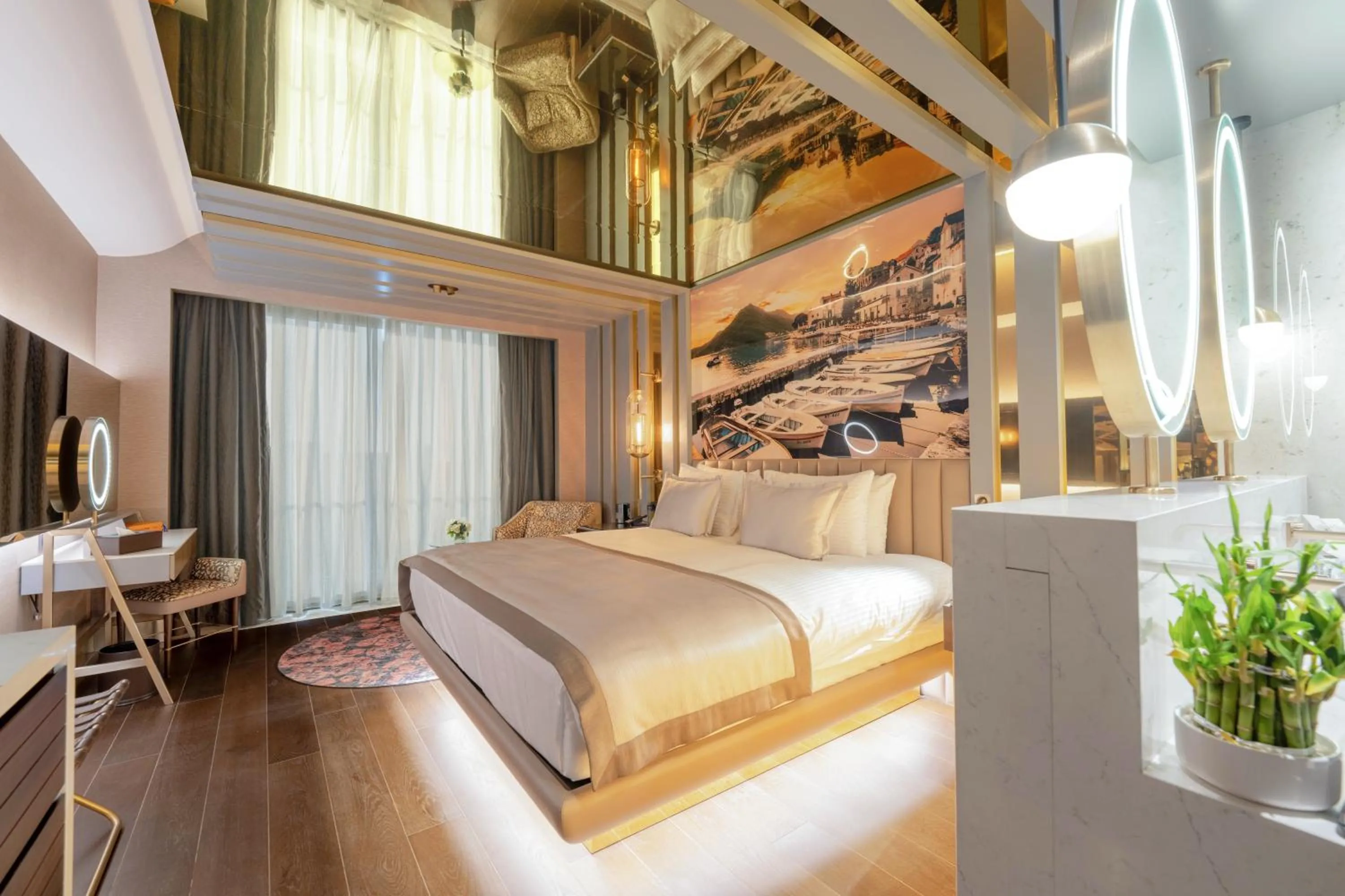 Deluxe Room Sea View in Merit Starlit Hotel & Residences