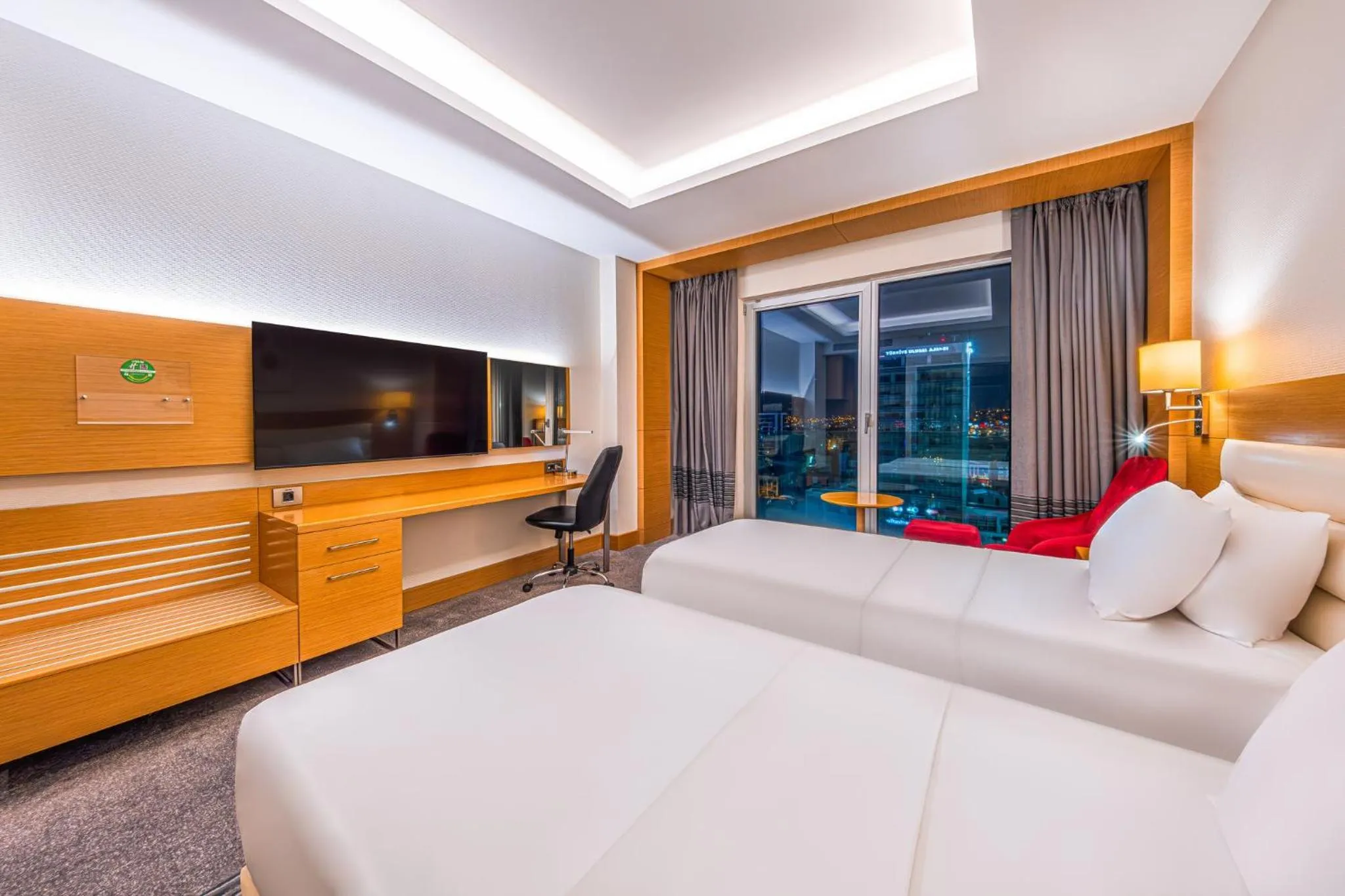 Twin Room Standard Smoking in Holiday Inn Ankara - Cukurambar by IHG