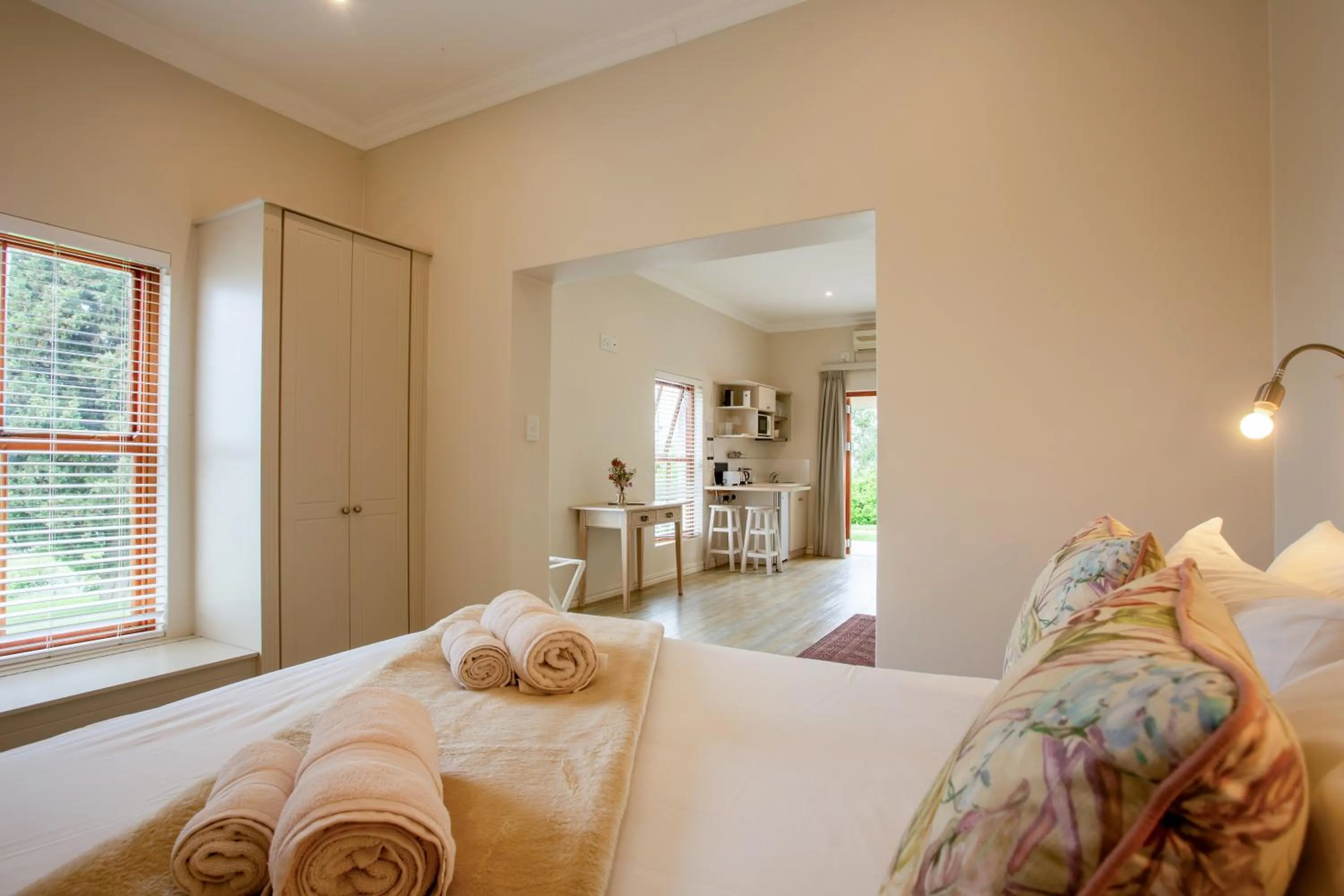 Suite in Raptor Rise Farm