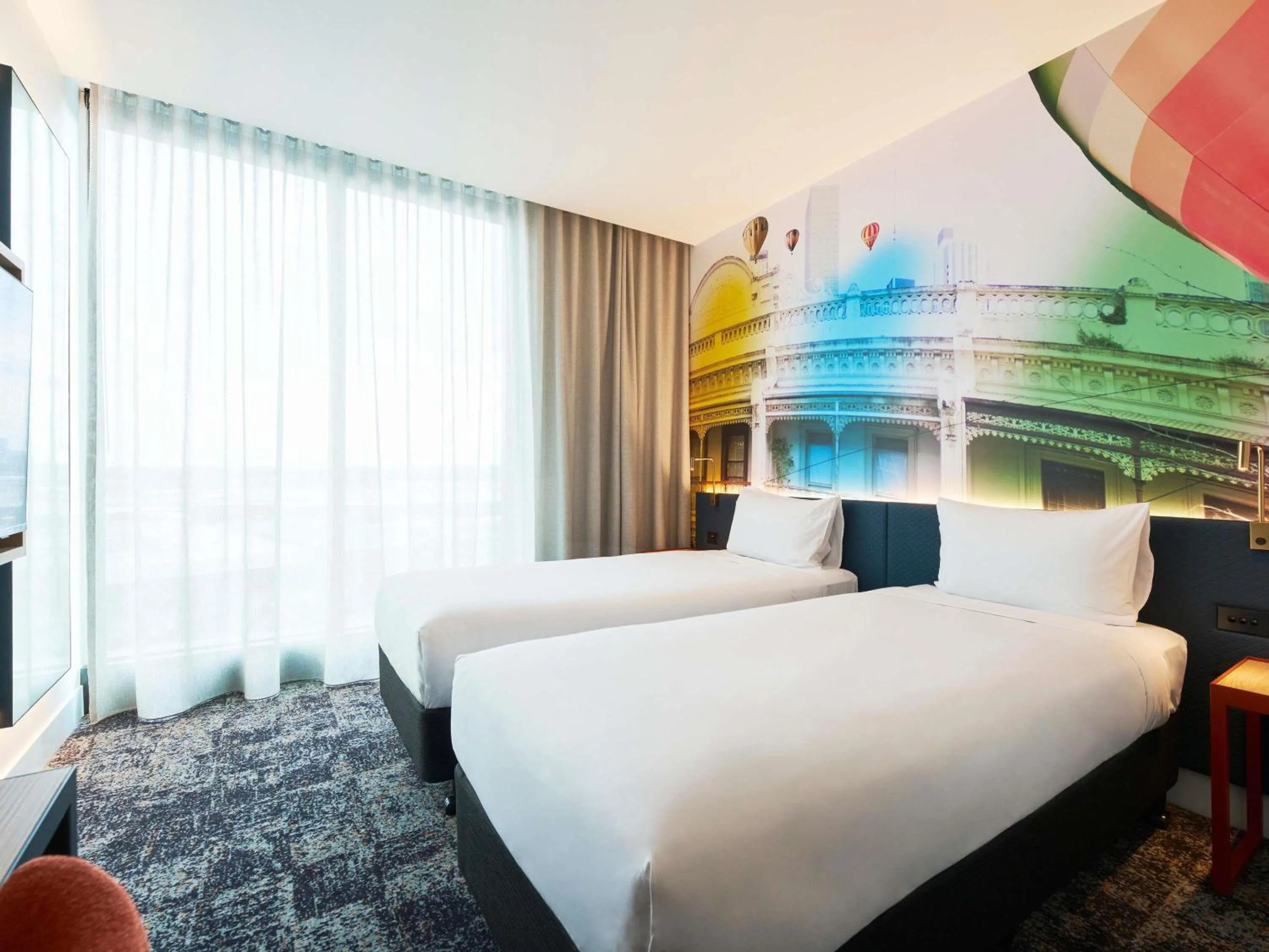 Deluxe Room with Two Zip Beds in ibis Styles Melbourne Airport
