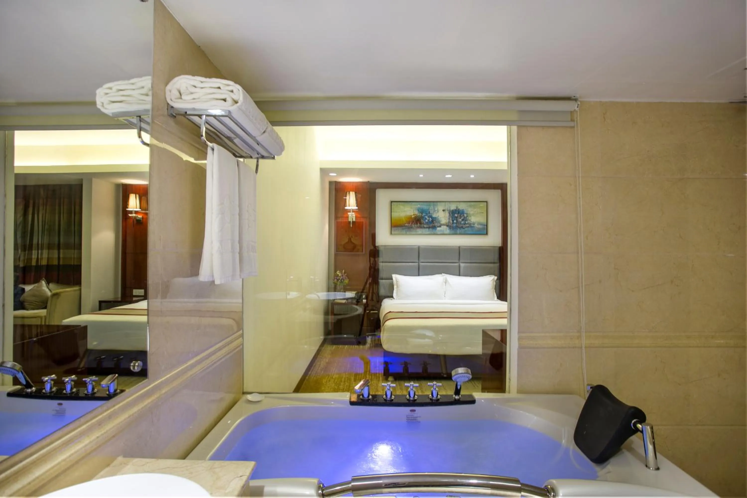 Classic Suite in Bengal Blueberry