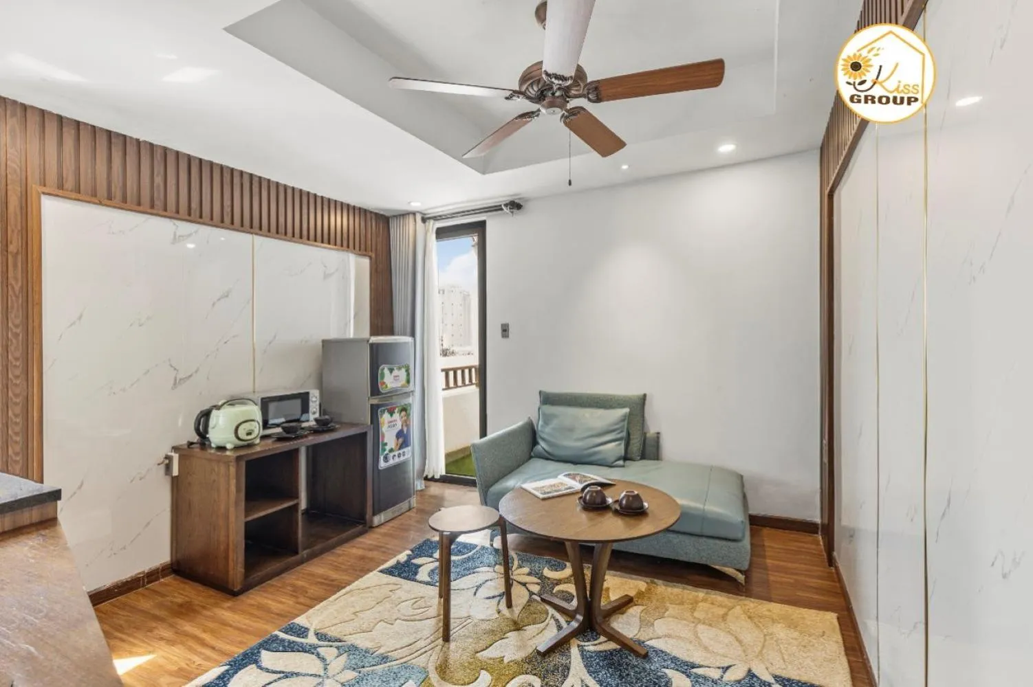 One-Bedroom Apartment with Balcony and City View in Tokyo Boutique Front Beach Hotel