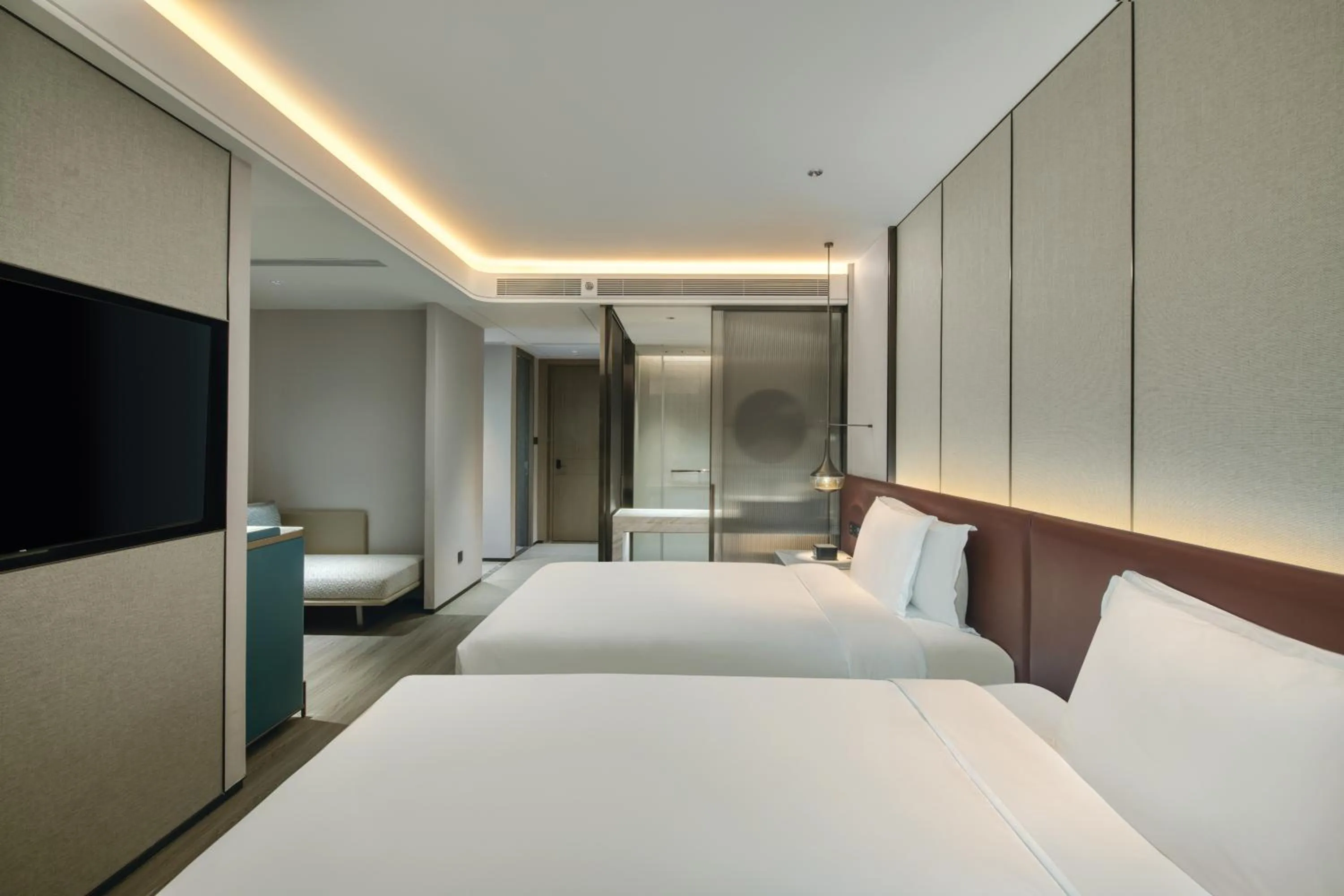 Premium Double Room with Two Double Beds in Crowne Plaza Xi'an Weiyang by IHG