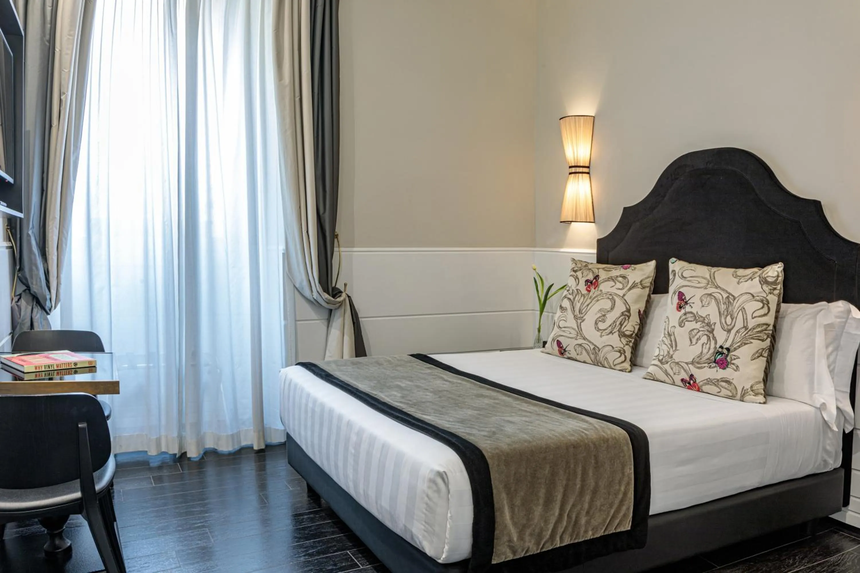 Family Room in The Independent Suites