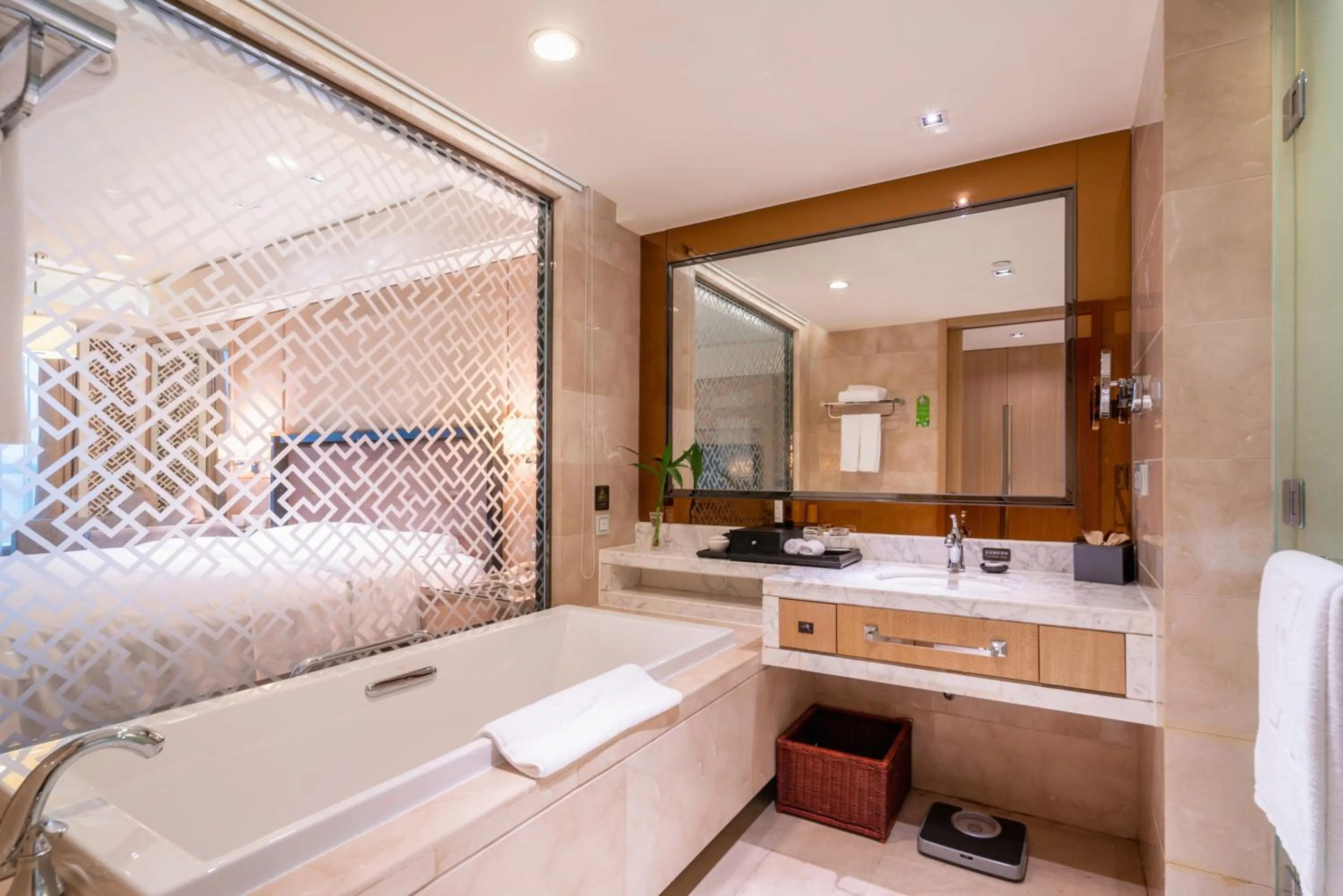 Deluxe Queen Room in C&D Hotel Quanzhou