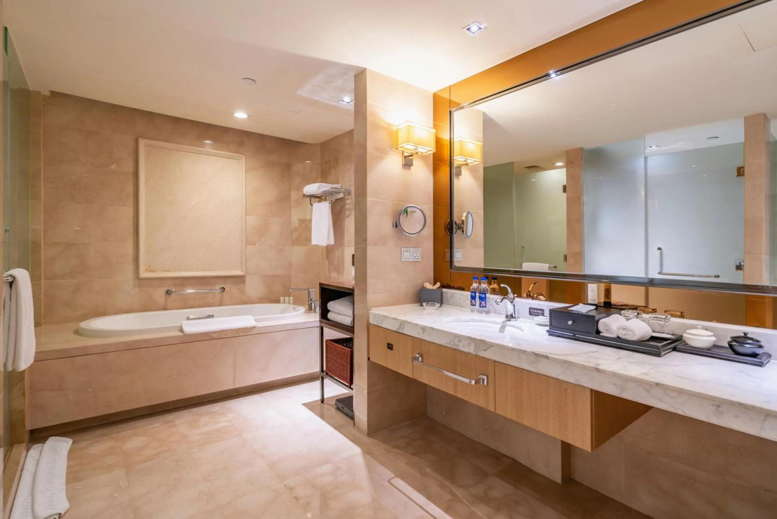 Deluxe Suite in C&D Hotel Quanzhou