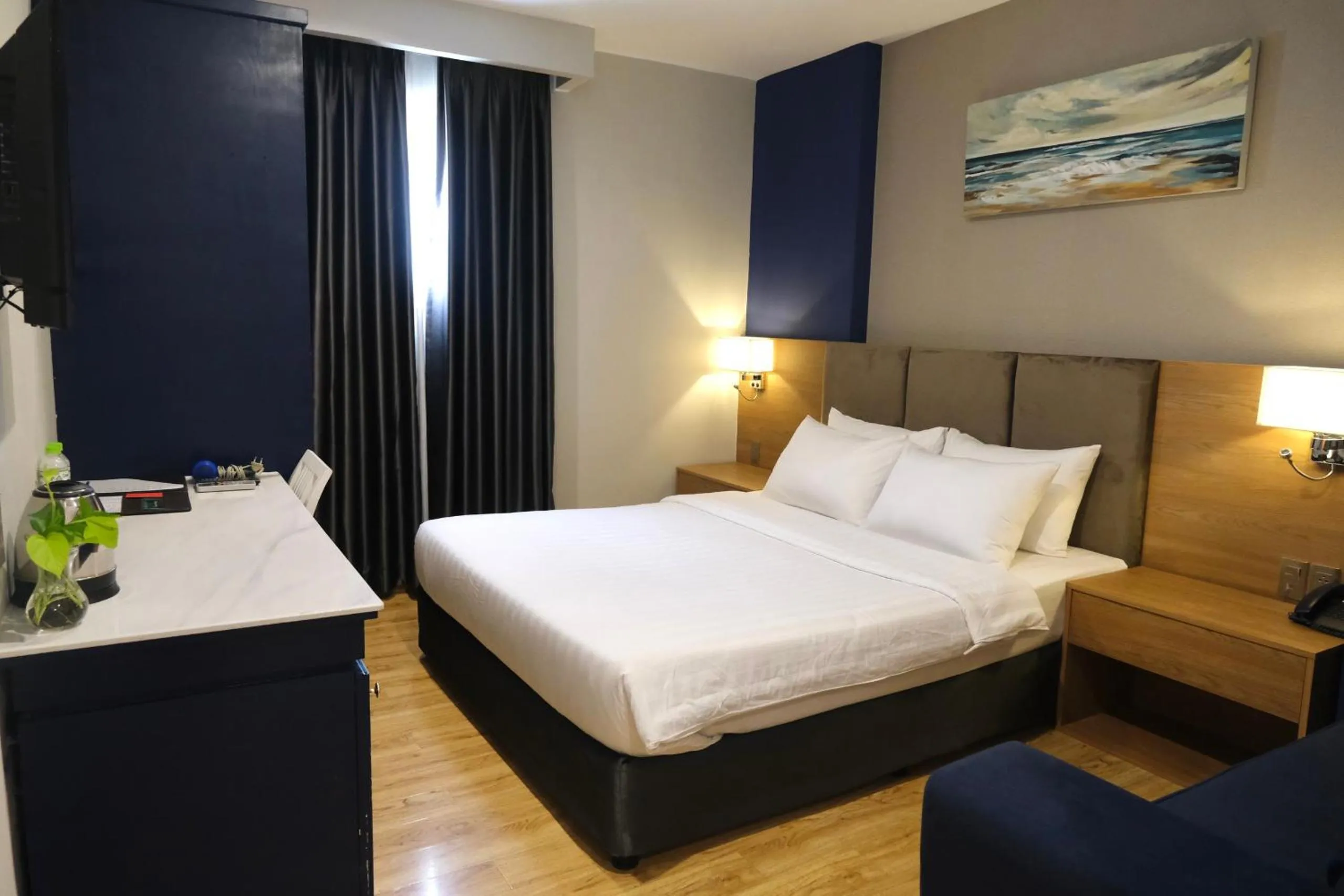 Deluxe Double or Twin Room in Nicecy NganHa Hotel