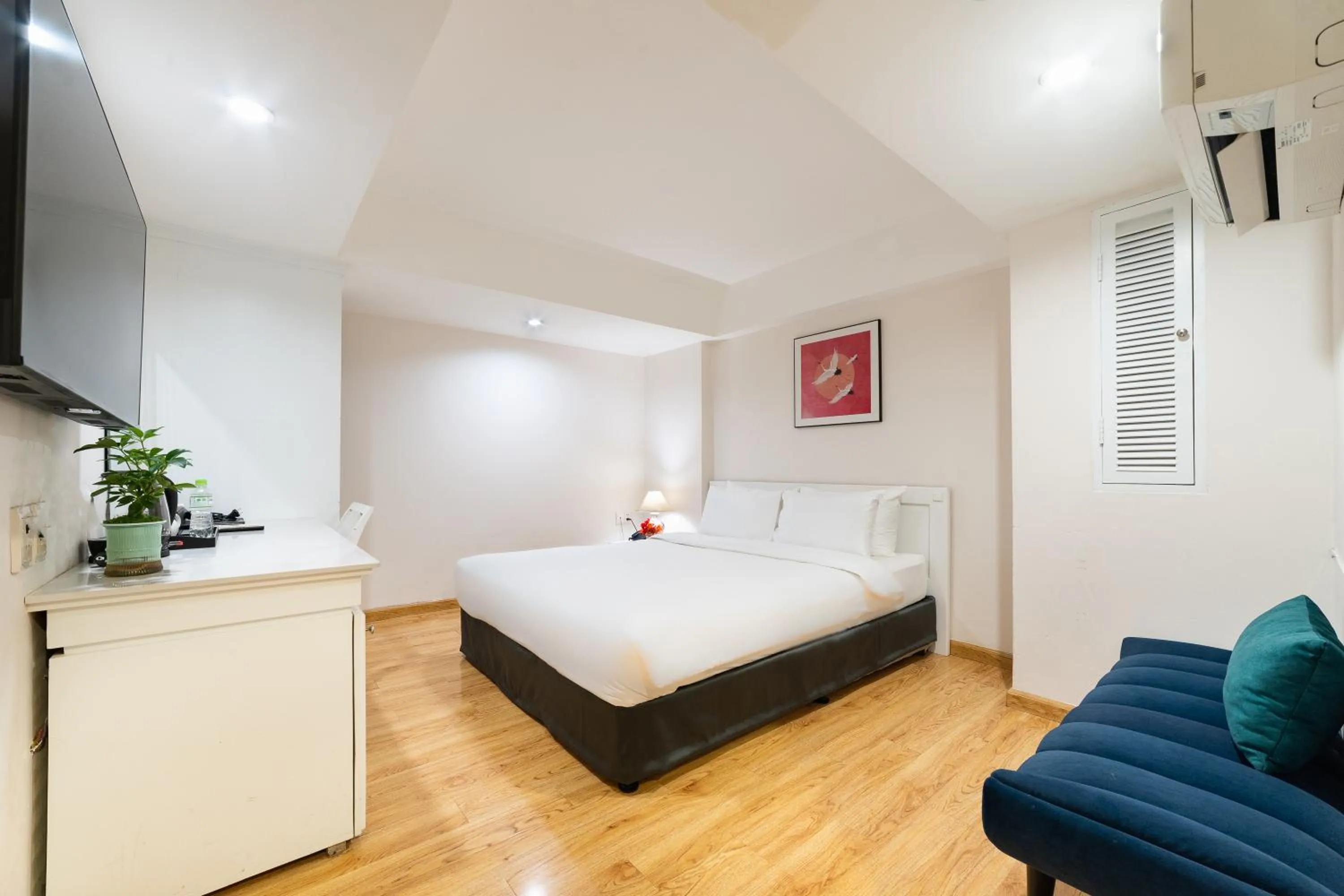 Superior Double or Twin Room in Nicecy NganHa Hotel