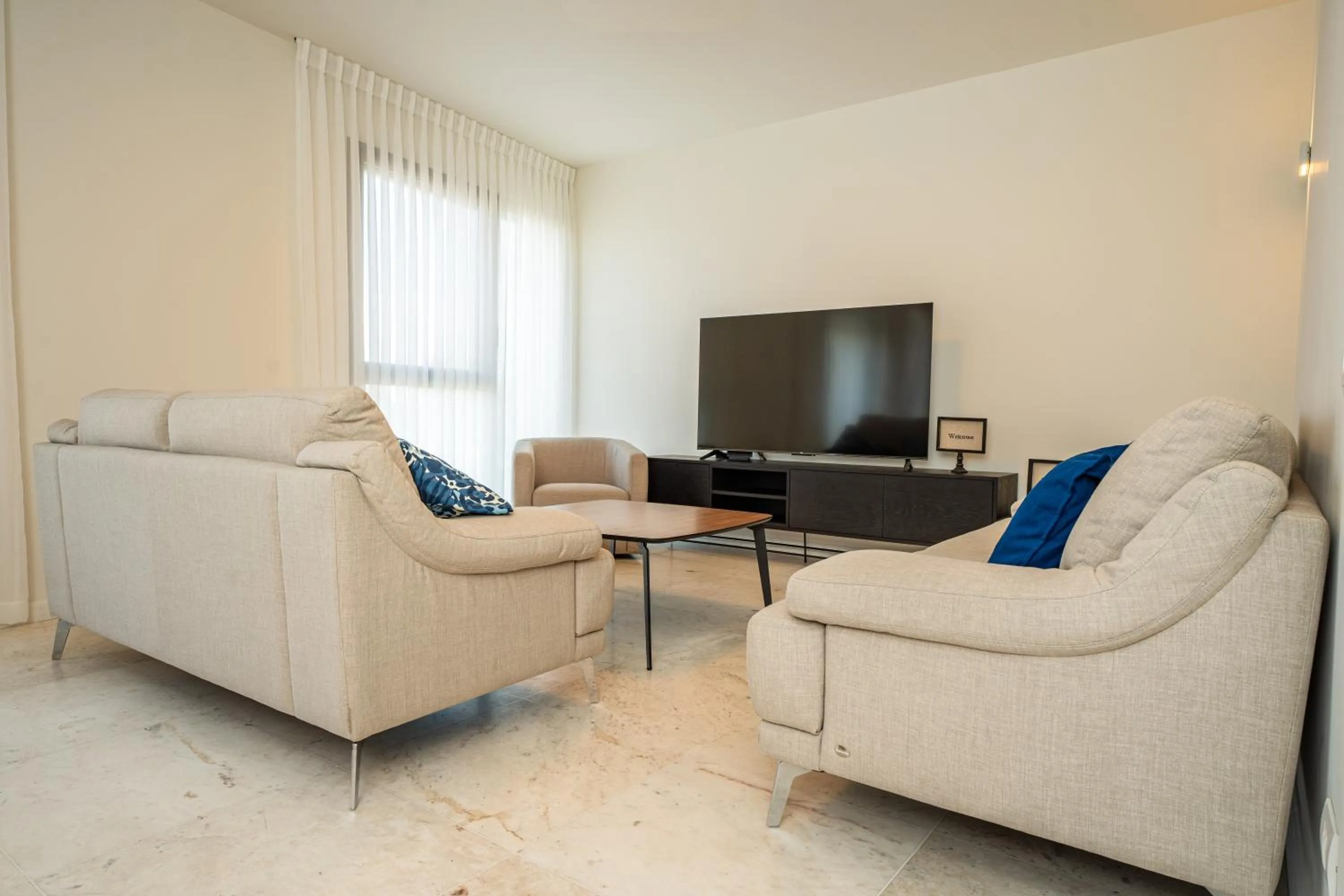 Apartment in Hematian Hotel by Effy