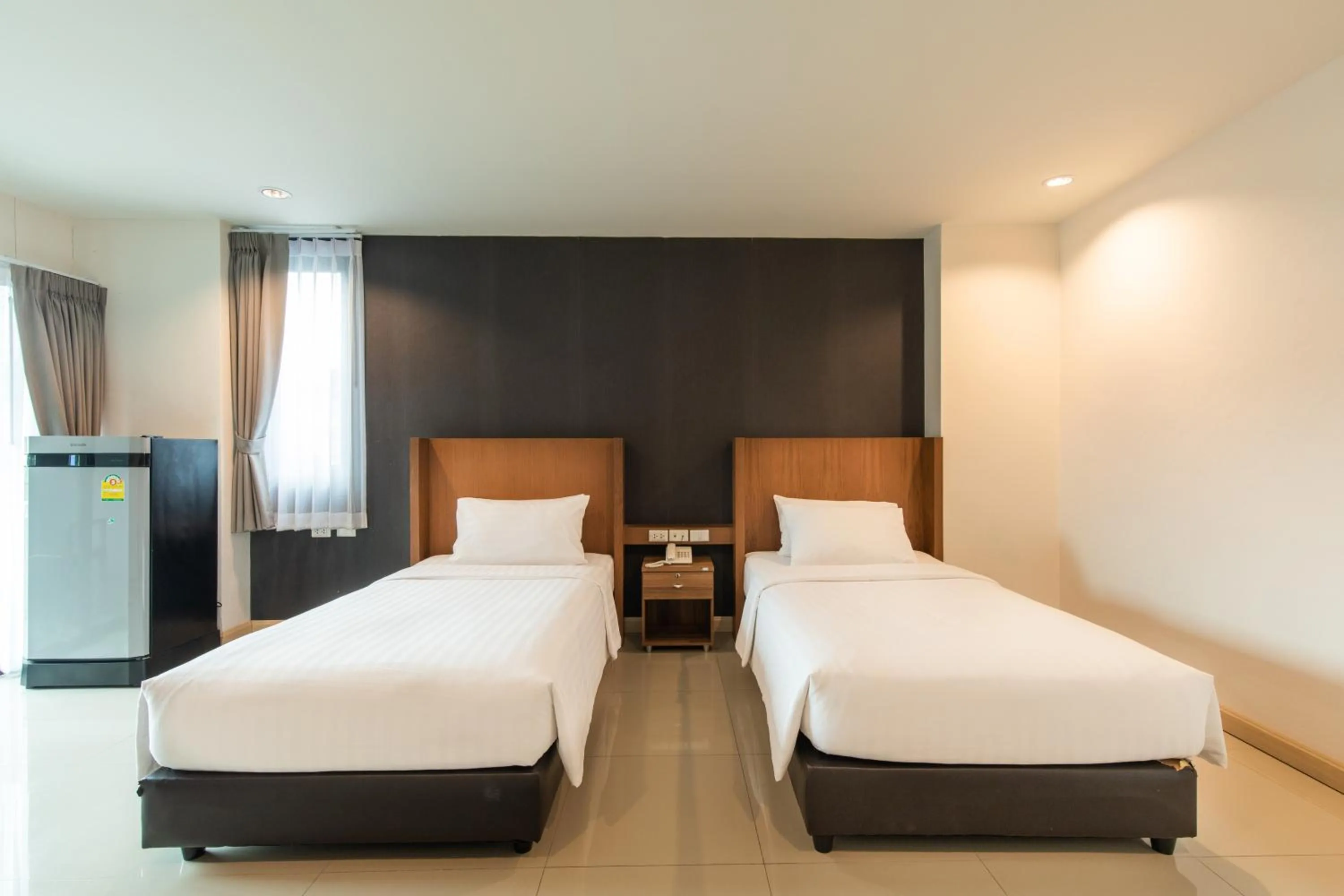 Superior Twin Room - Non-Smoking in Jira Boutique Residence