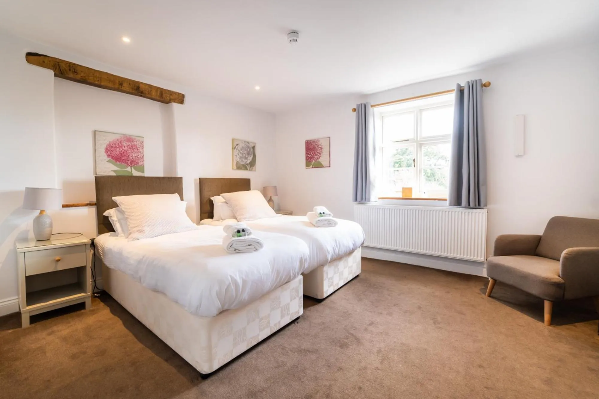 Deluxe Twin Room in Sugarbeat Eating House