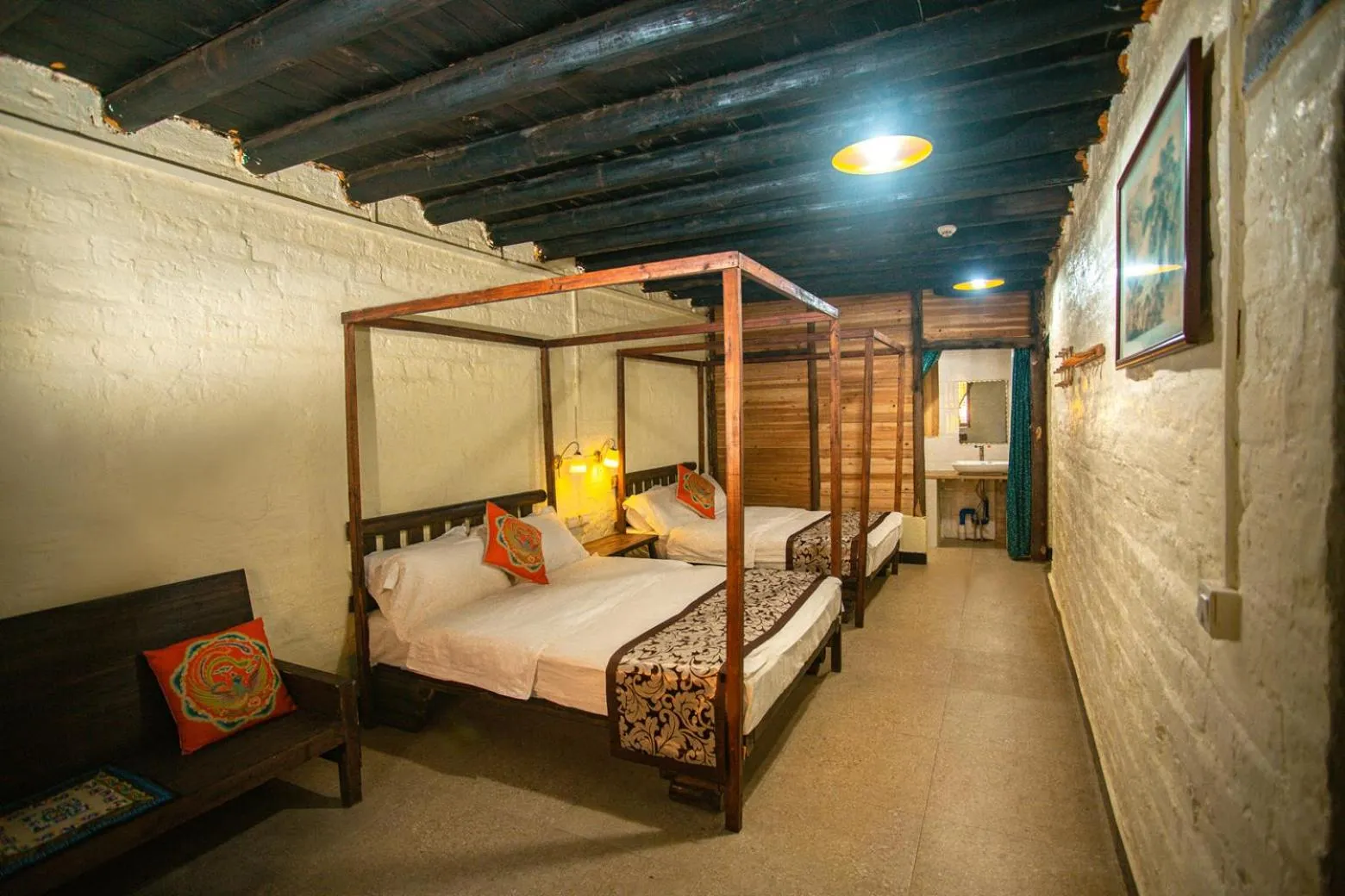 Superior King or Twin Room - 2 Breakfasts Only in Yangshuo Loong Old House