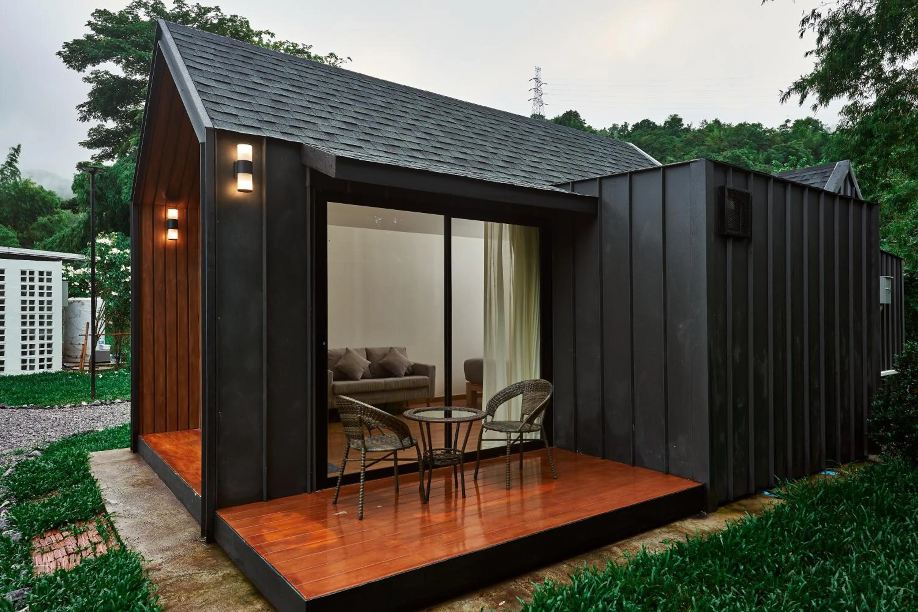 Villa with Garden View in Baan Rai Santisuk