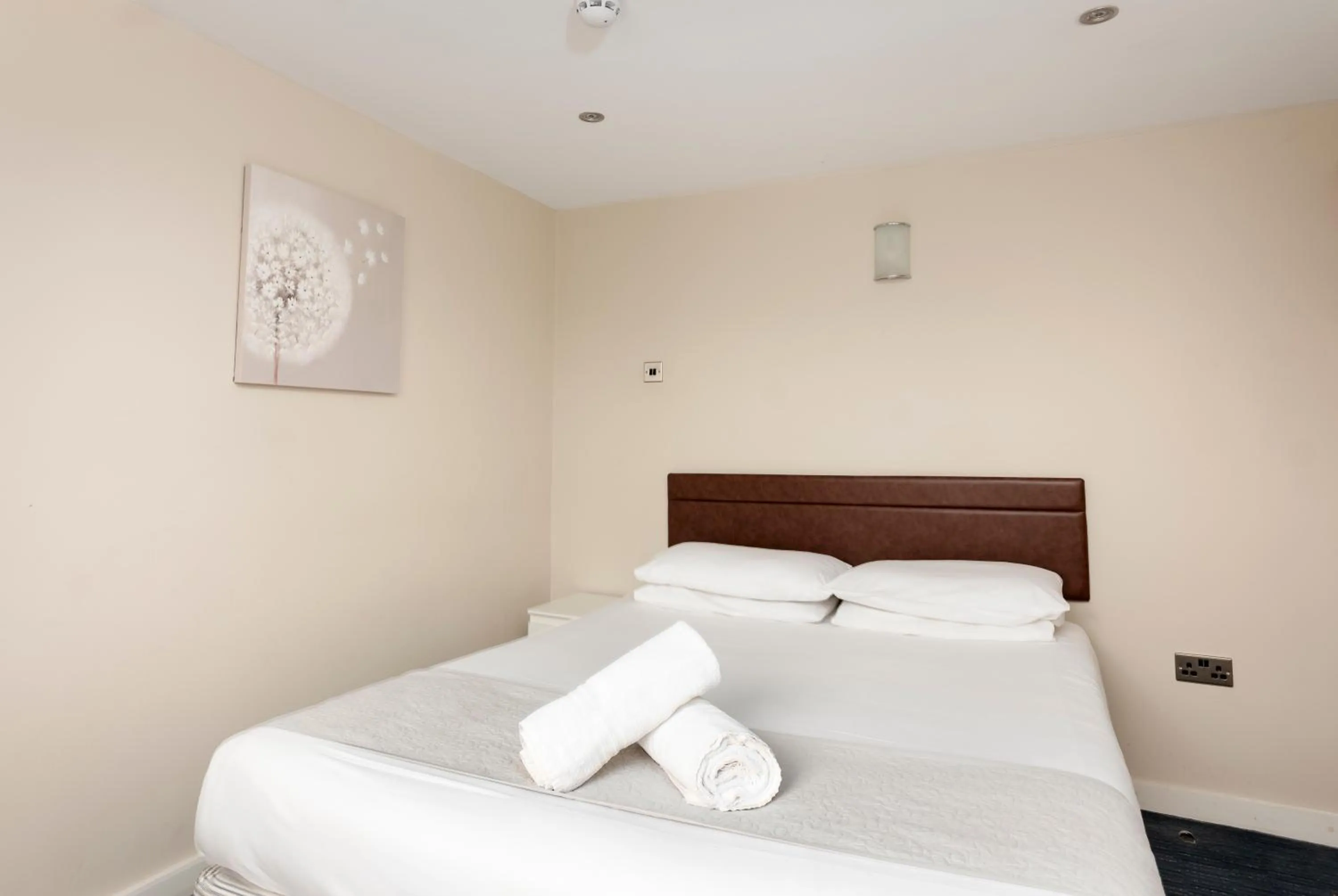 King Room in The R Inn Hotel