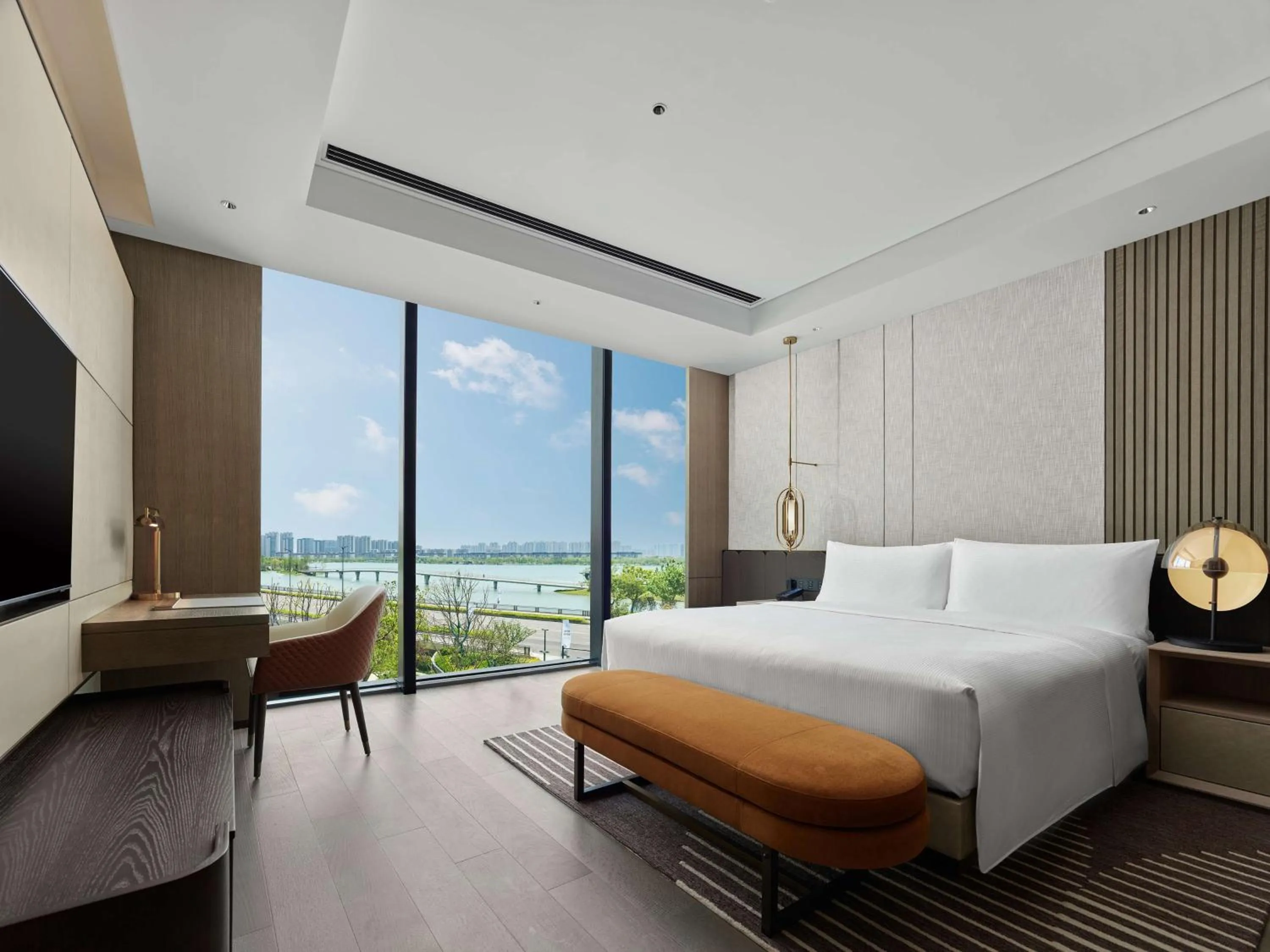 Two-Bedroom King Suite in Hilton Changshu
