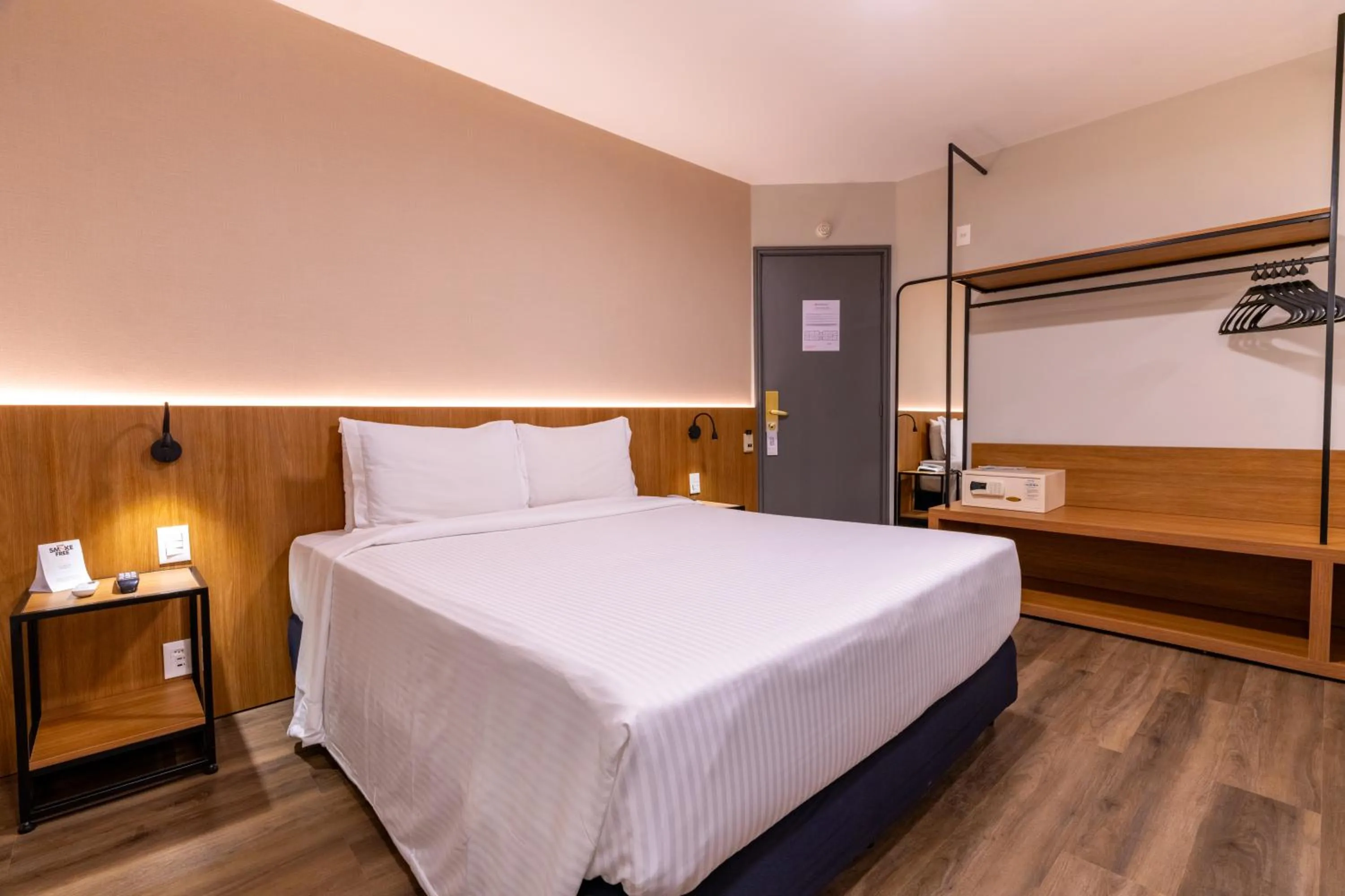 Luxo Casal - single occupancy - 1 Cama Queen in Intercity Interative São Paulo Jardins