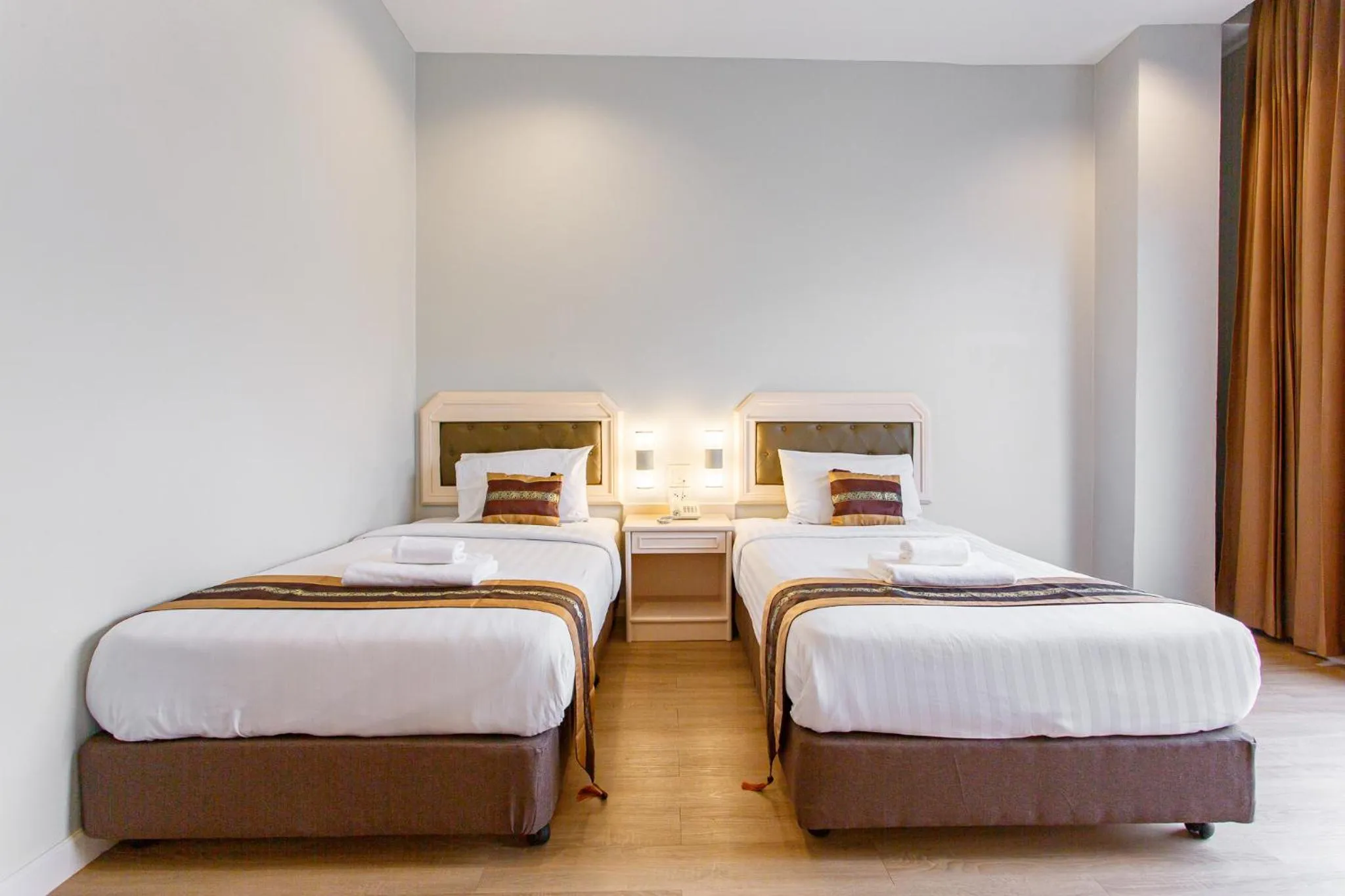 Twin Room in Fa Dragon